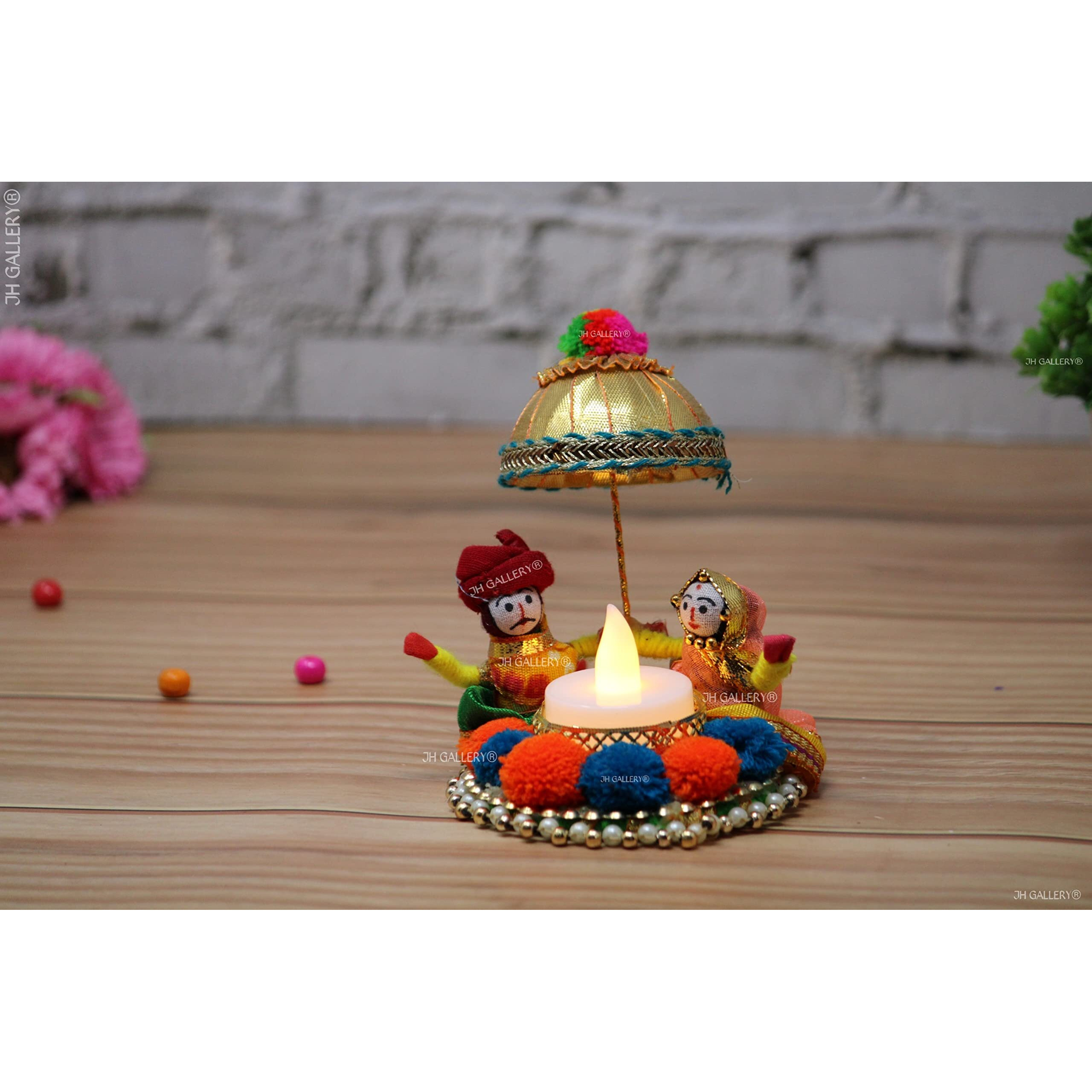 JH Gallery Recycled Material Rajasthani Raja Rani Puppet/Dolls Decorative Tealight Candle Holder (Pack of 2)