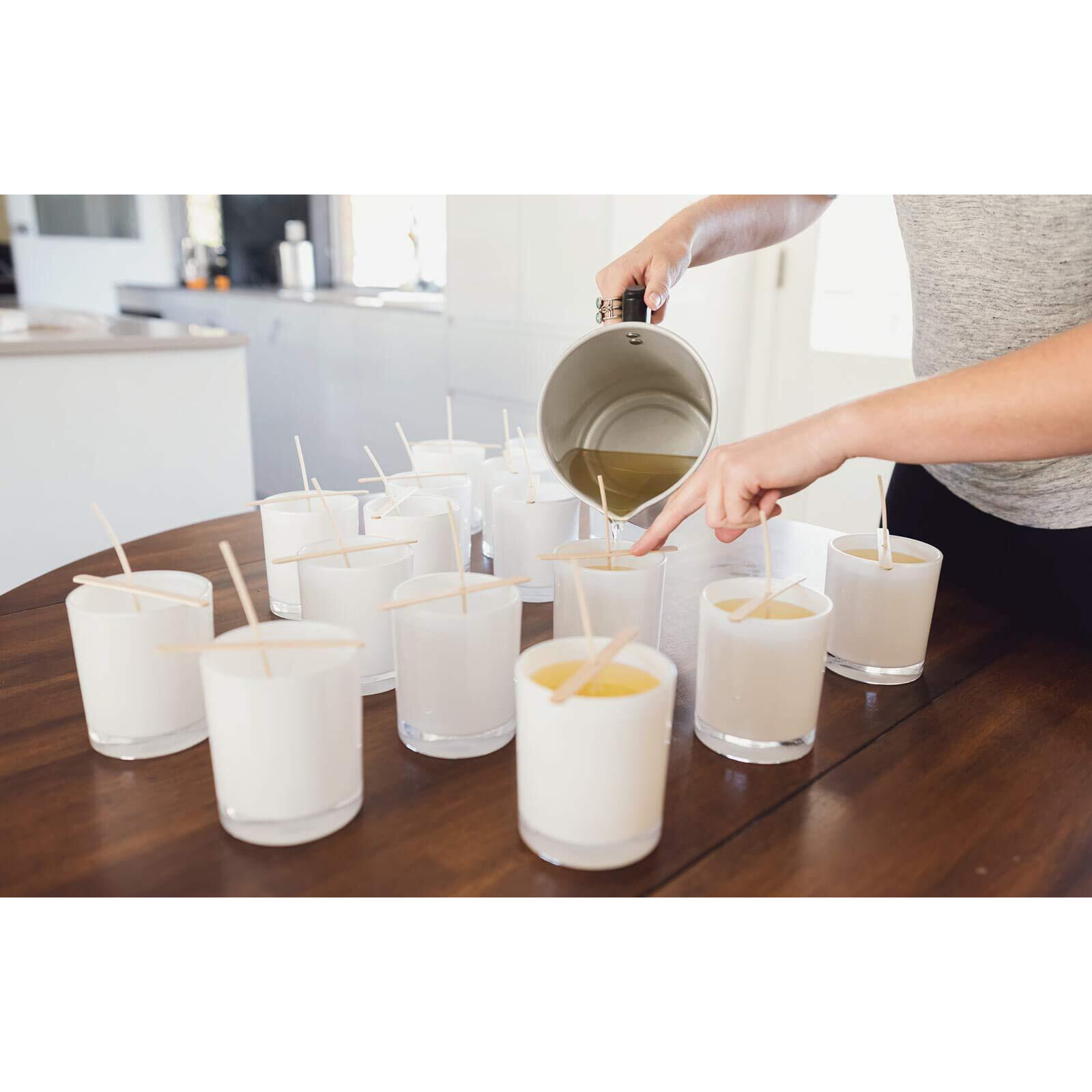 Jhintemetic - Pack of 1.0 Kg Paraffin Wax Granules for DIY Candle Making & Various Purposes