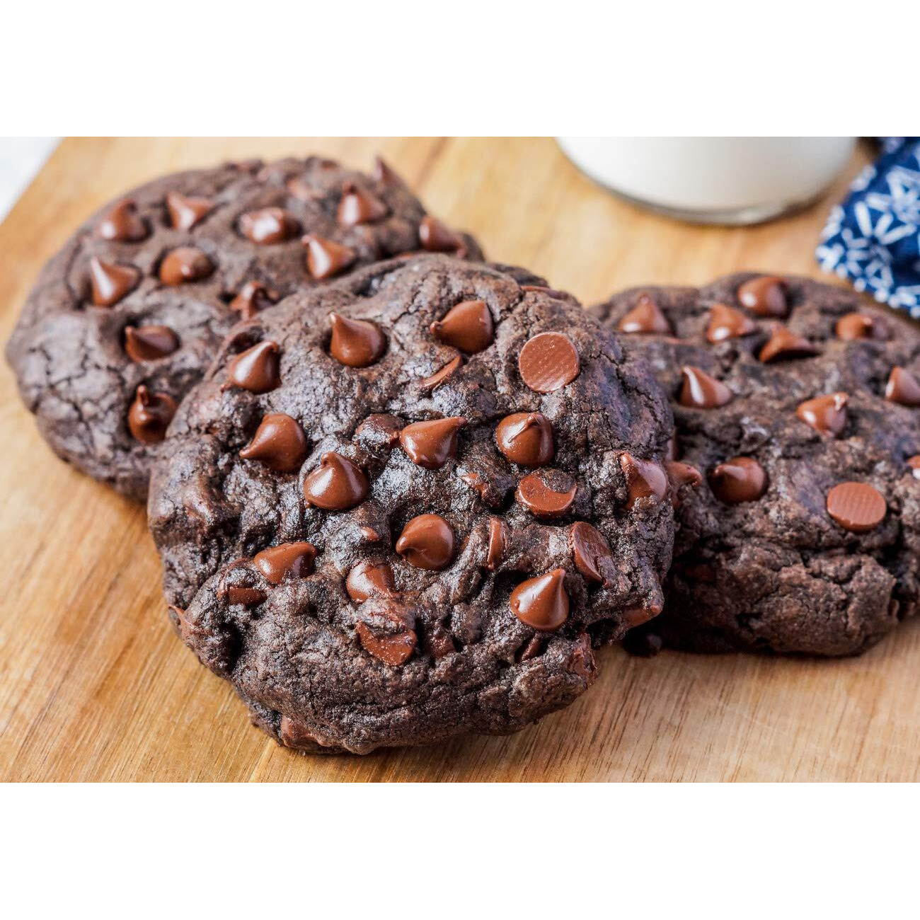 Dry Fruit Hub Dark Chocolate Chips 400gms, Dark Chocolate Chips, Dark Chocolate Chips Packet for Cake, Chocolate Chips for Cake Decoration