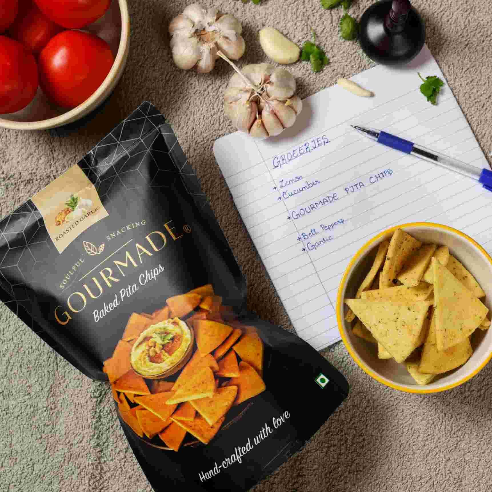 Gourmade Soulful Snacking Gourmade Pita Chips Snacking Roasted Garlic(Pack of 1,125gm)|Baked Chips|Dip Chips|Starter Chips|Healthy Travel Snack|Mediterrianean Pita Bread Chips|Nachos & Tortillas