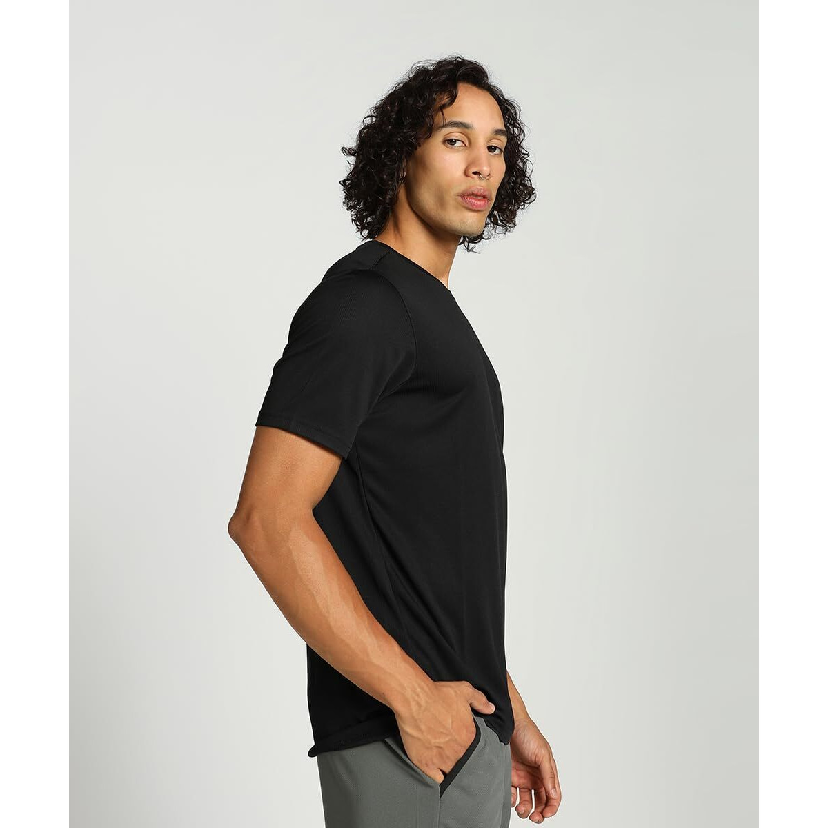 Puma Men's Solid Regular Fit T-Shirt (526456_Black L)