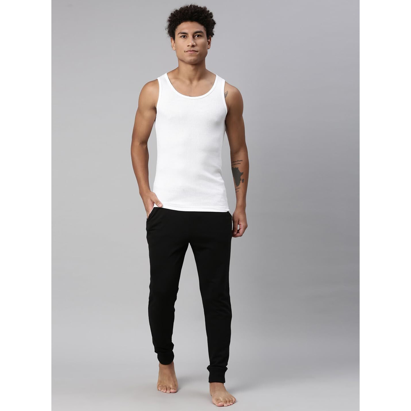 Levis Mens Style 013 Rib Regular Fit Solid Vest (013-VEST-WHT- White P2_M)