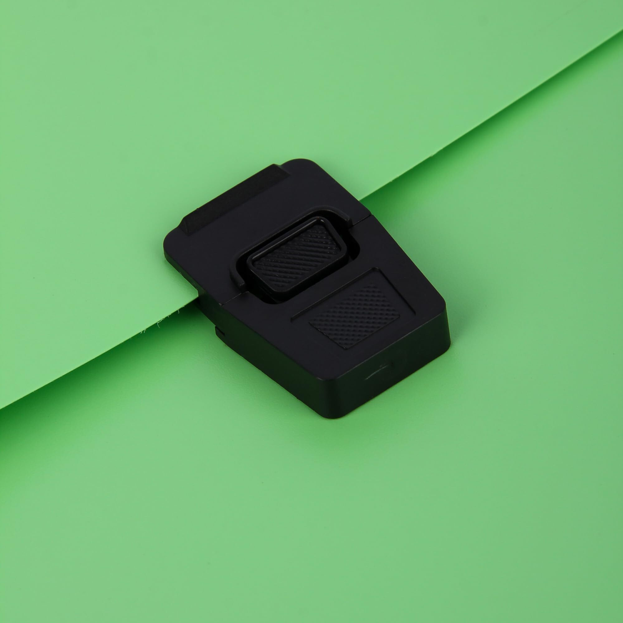 SAYA Pack of 1 Document Case with Handle & Lock FS Green