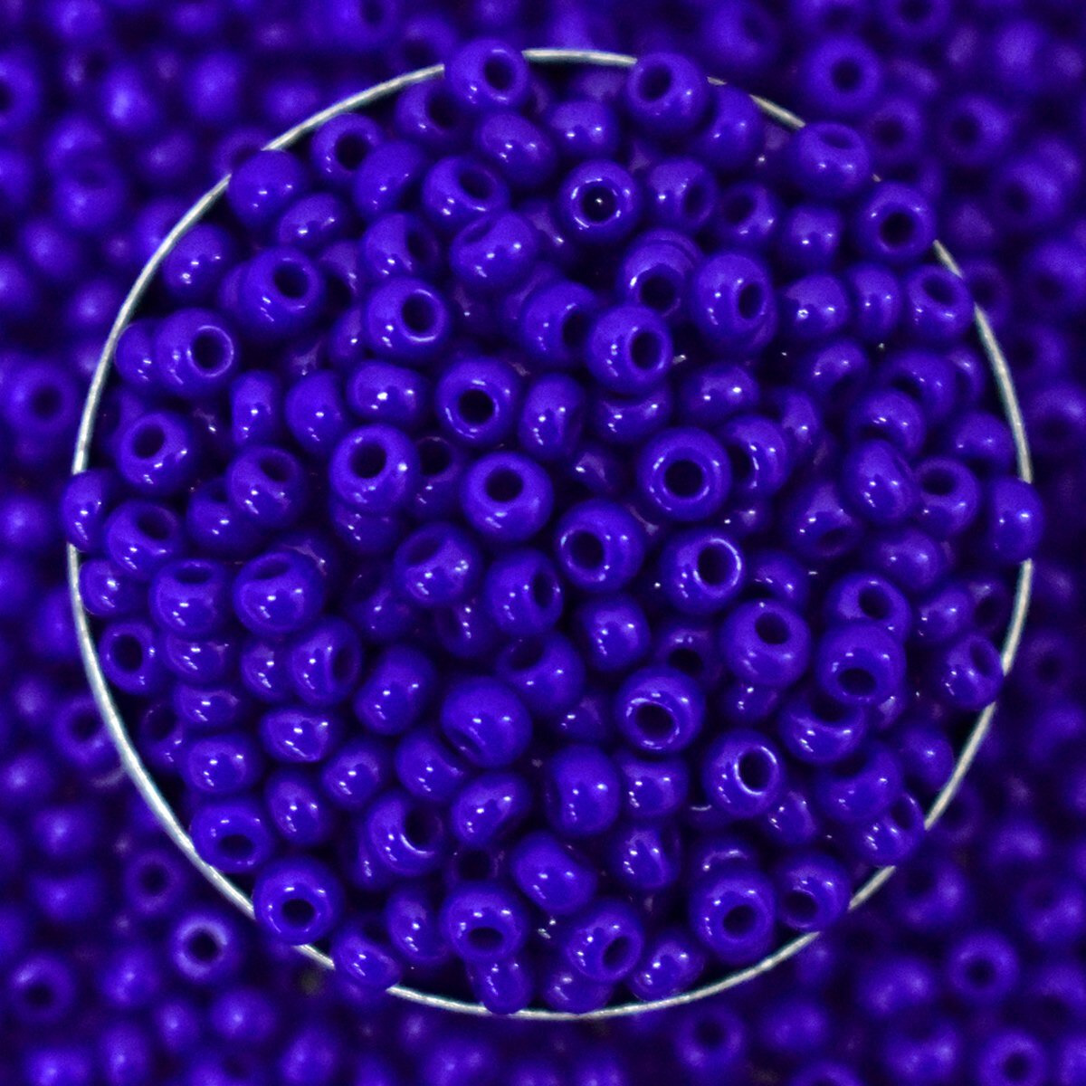 Embroiderymaterial 8/0 Royal Blue Color Preciosa Seed Beads For Jewellery Making, Craft, Bracelet Making, Embroidery Work, Hair Accessories, Hair Band Making, Bag Making Etc. (100 Gram, 8/0, 3Mm)