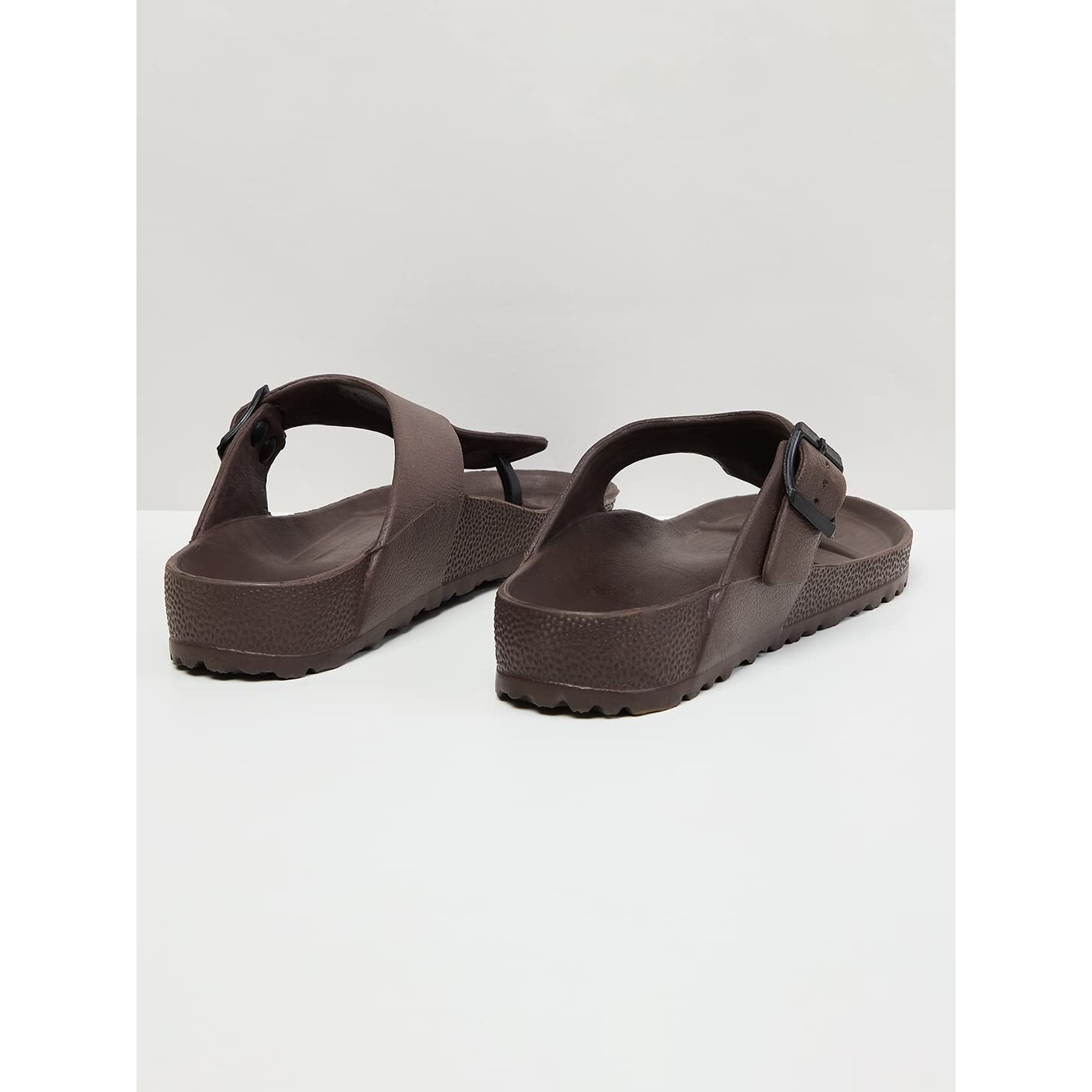 Men Solid Slip-On Sandal,Dark Brown,40