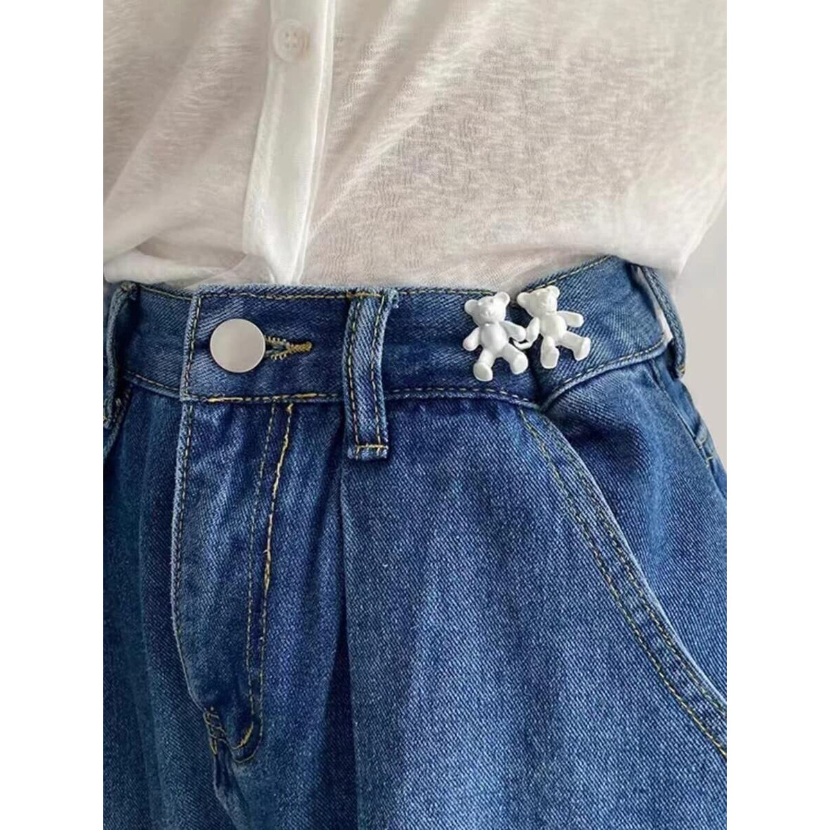Heavy Driver 2Pcs Cute Bear Button Pins For Jeans Adjustable Teddy Bear Button Pins Waist Buckle For Loose Jeans Pants, Detachable Buttons For Jeans Waist Buckle No Need Sewing Waist Tightener Clip (Bear White)