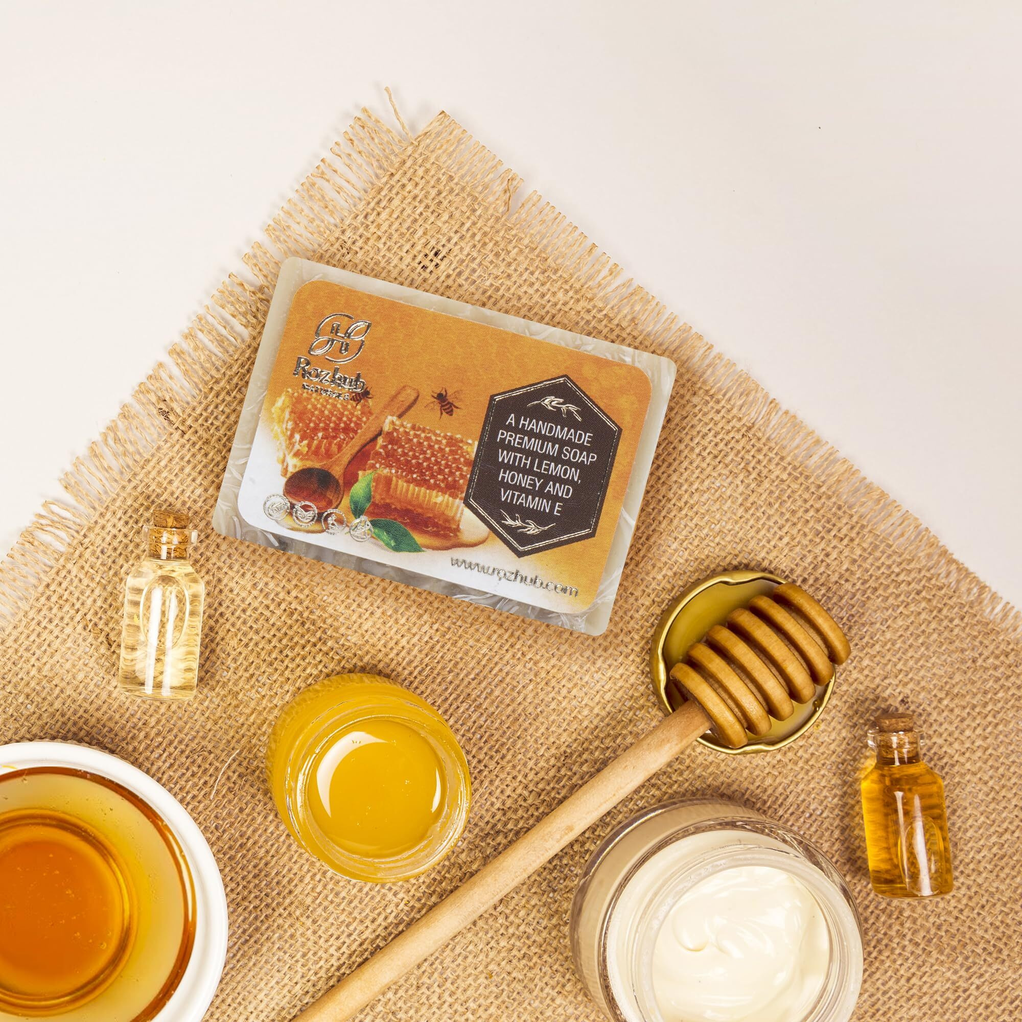 Rozhub Naturals Lemon Peel & Honey Handmade Soaps - Refreshing Citrus Fragrance - 100 Gm (Pack Of 4)