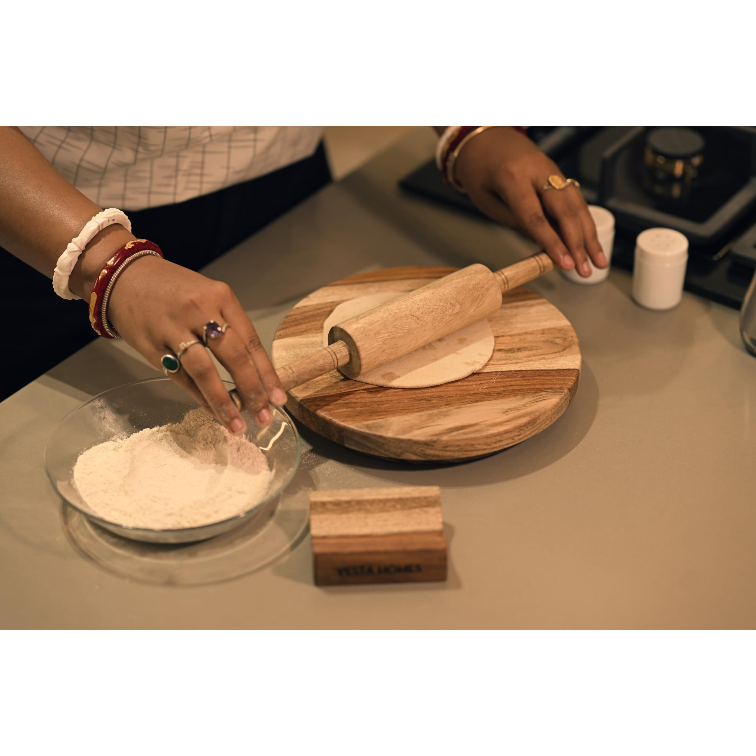 Vesta Homes Wooden Chakla/Pastryboard For Kitchen | Premium Solid Wood Roti, Chapati Rolling Board | 9 * 9 * 1.5 Inches | No Chemical Polish | Handmade In India