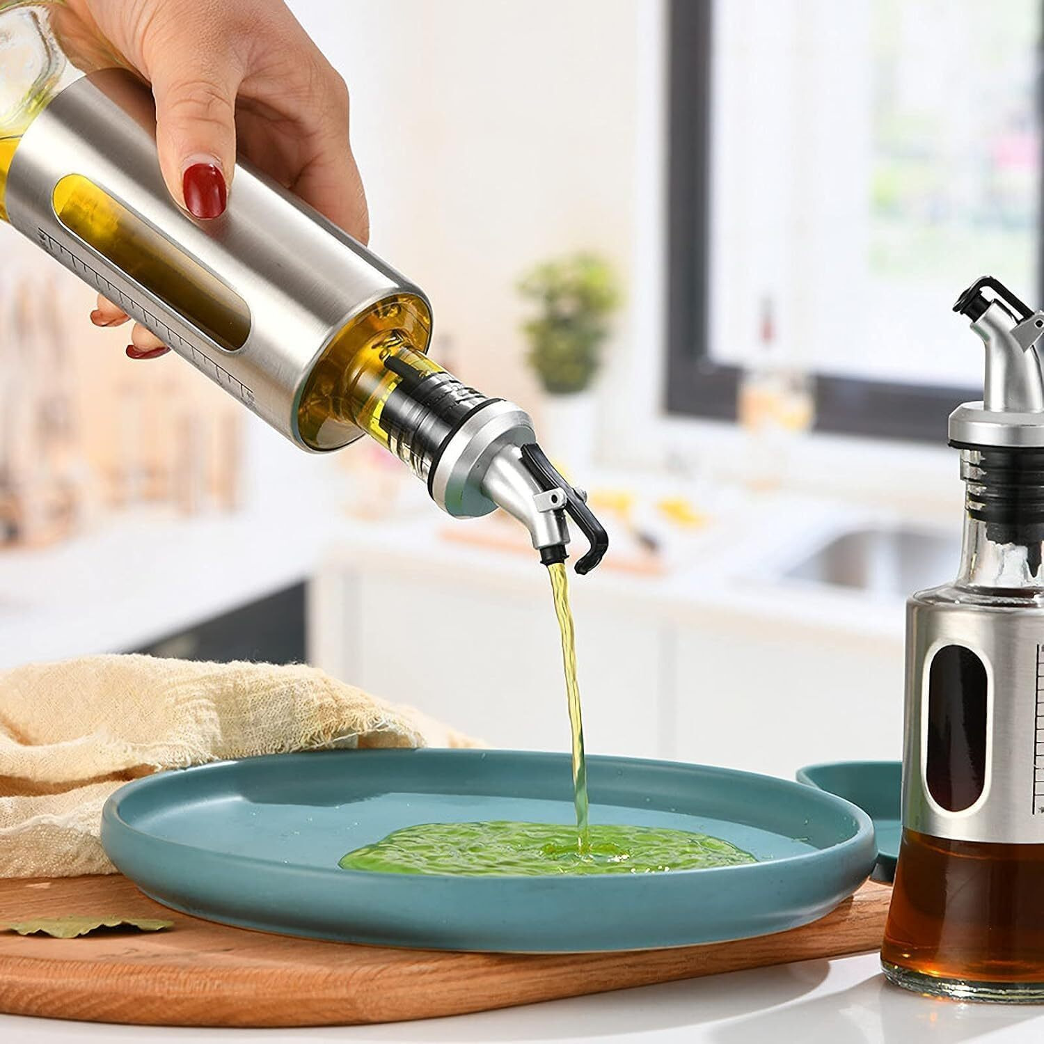 Homecloud Oil And Vinegar Dispenser Set, Oil Dispenser With Brass Color Spout, Bamboo Tray And 20 Labels, Coffee Syrup Dispenser, Glass Olive Oil Bottles For Kitchen (300+200Ml)