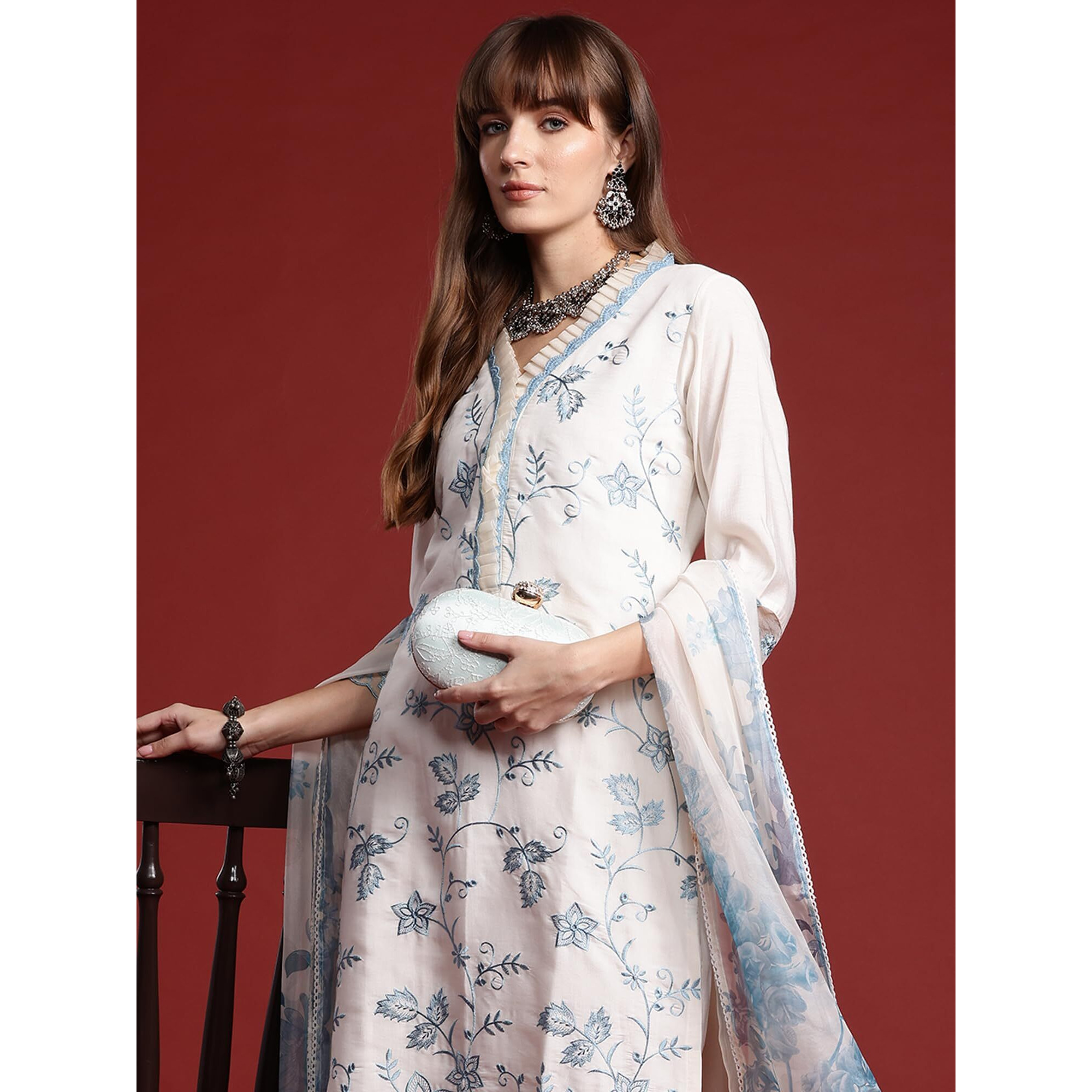 Indo Era Women's Off White Silk Blend Embroidered Straight Kurta & Pant With Dupatta Suit Set (Kh9Ow6656_X-Large)