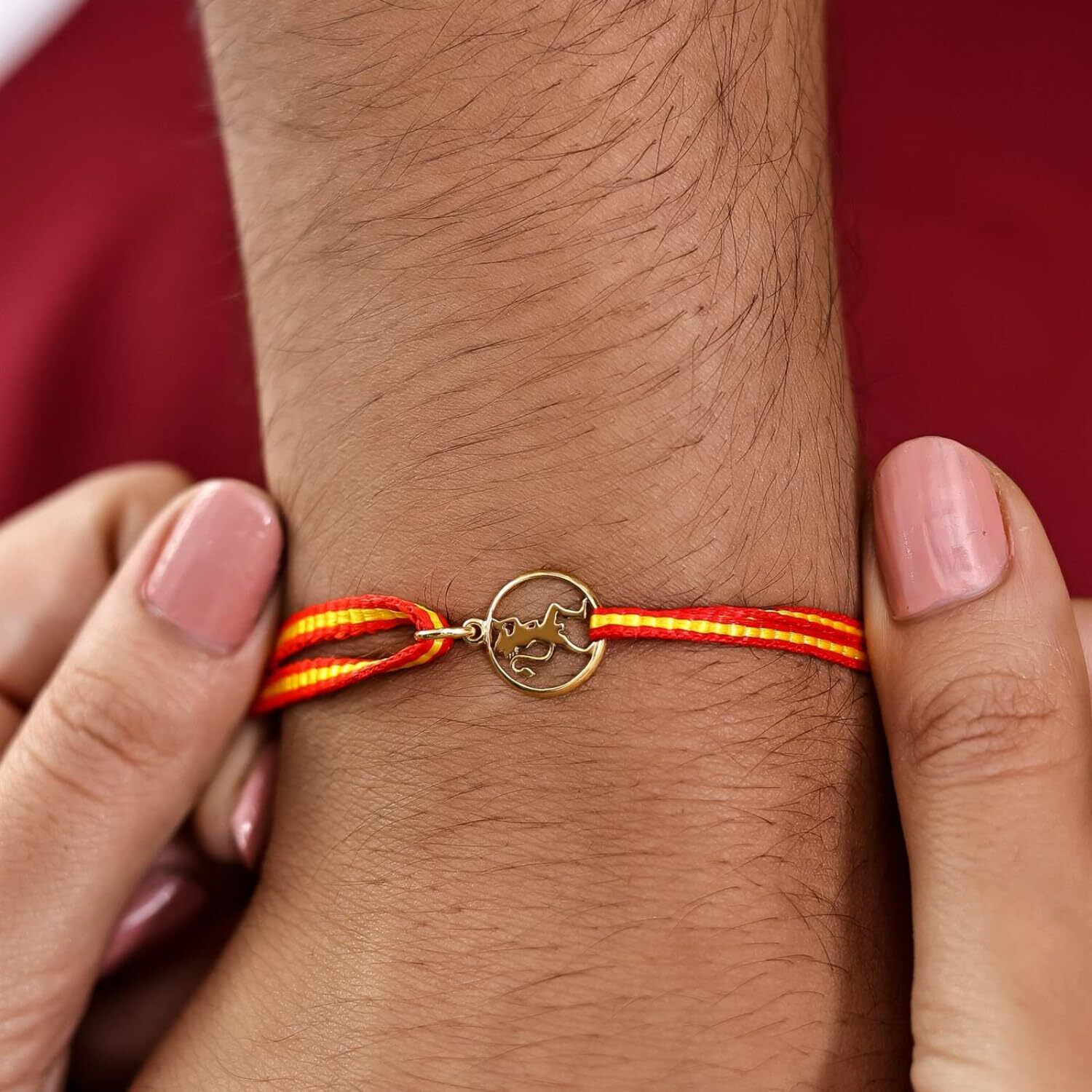 Kuberbox 18K Hanuman Gold Rakhi Cum Pendant For Brother Raksha Bandhan Gift For Brother Premium Packaging Bis Hallmarked