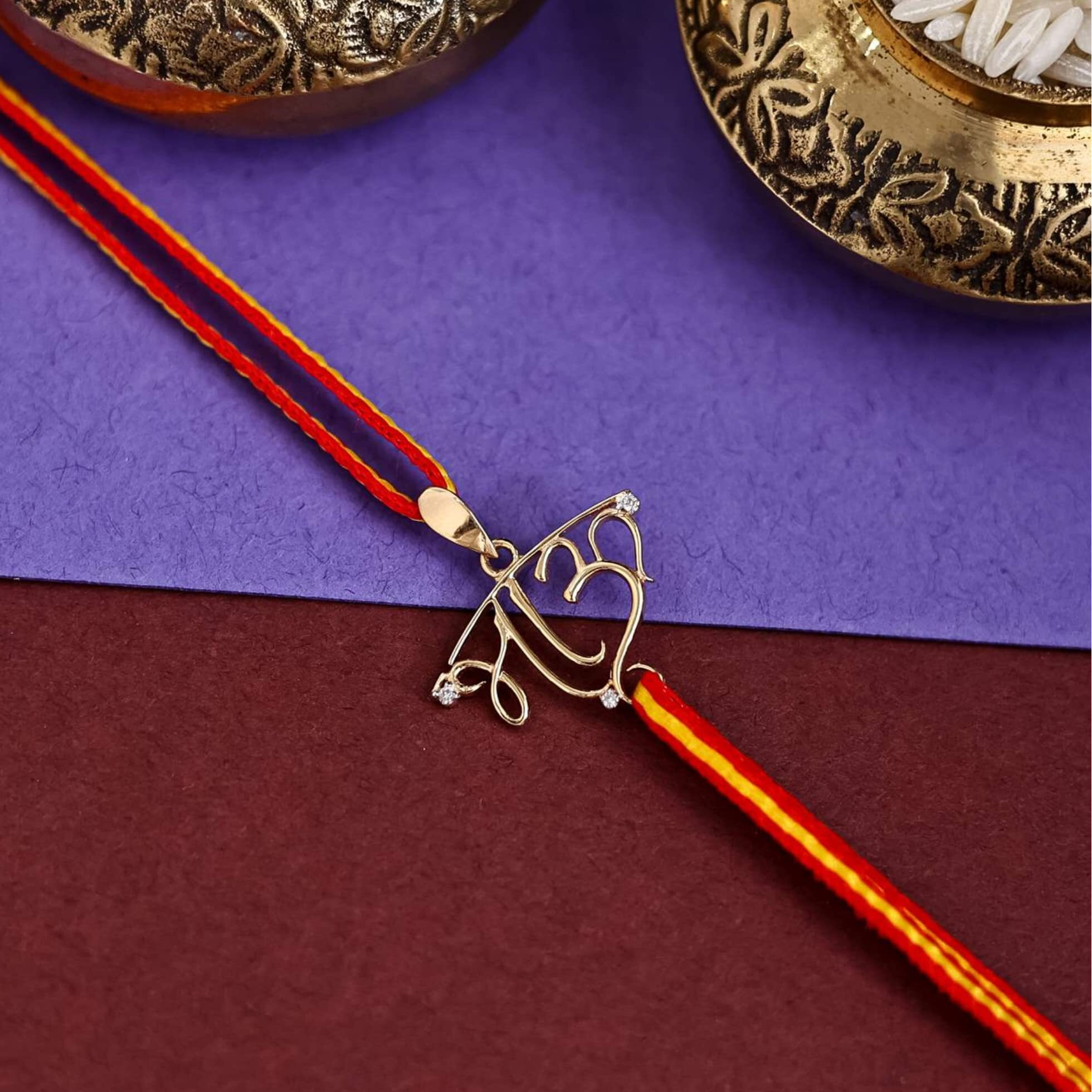 Kuberbox Bhai 14K Gold And Diamond Rakhi Bracelet For Brother