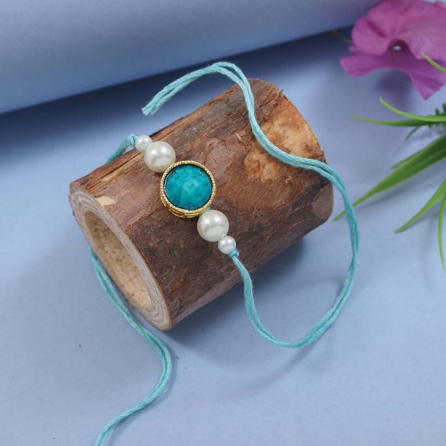 I Jewels Mens Traditional Pearl Beaded Bhaiya Bhabhi Lumba Rakhi/Bracelet With Roli Chawal And Rakshabandhan Card (R157Sb-Co)