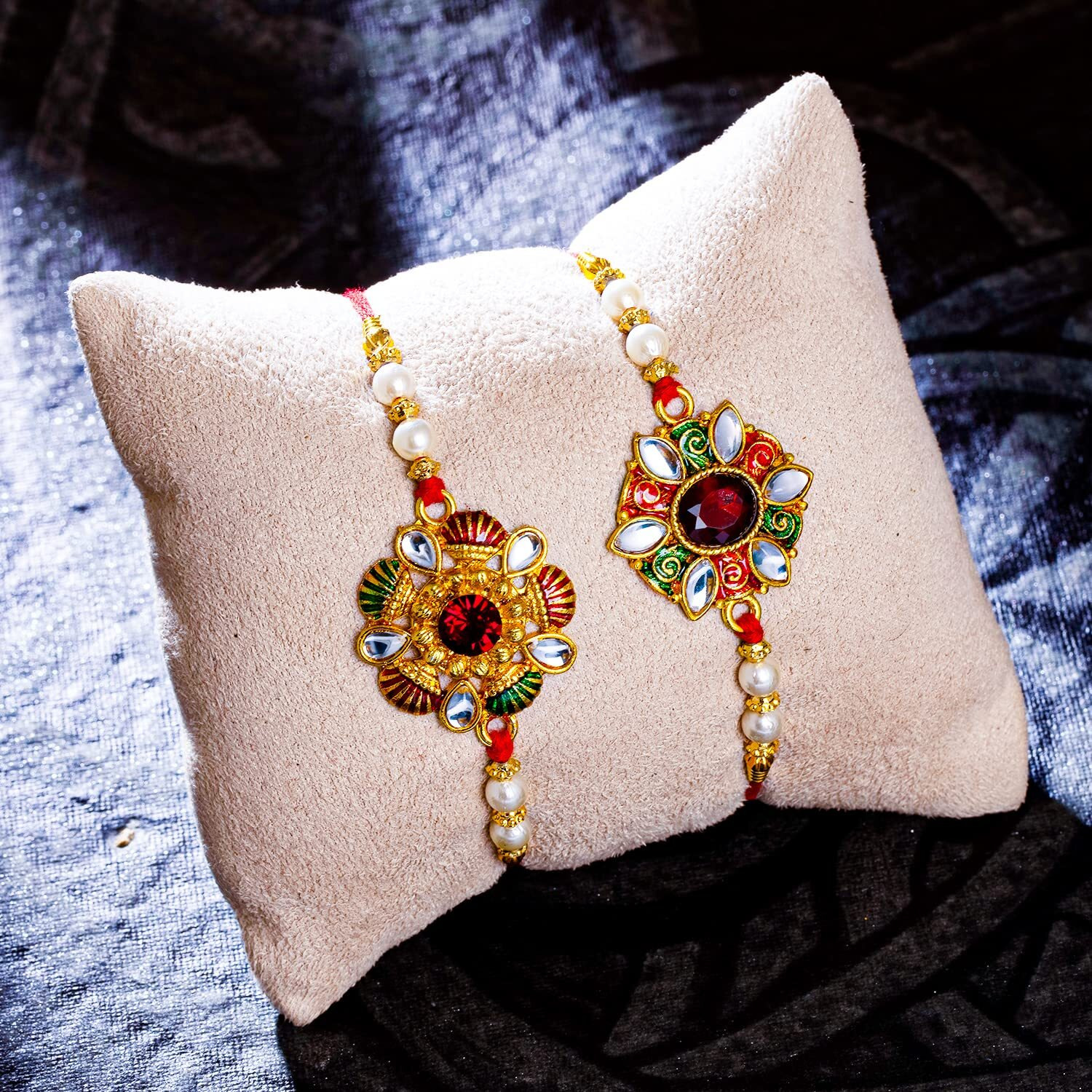 Sukkhi Rakhi Classy Kundan Rakhi Combo & Designer Gold Plated Premium Rakhi For Brother, Roli Chawal & Greeting Card|Rakhi For Bhaiya|Rakhi For Men|Kundan Rakhi|Rakhi Combo-Set Of 2 |Cbrak104551