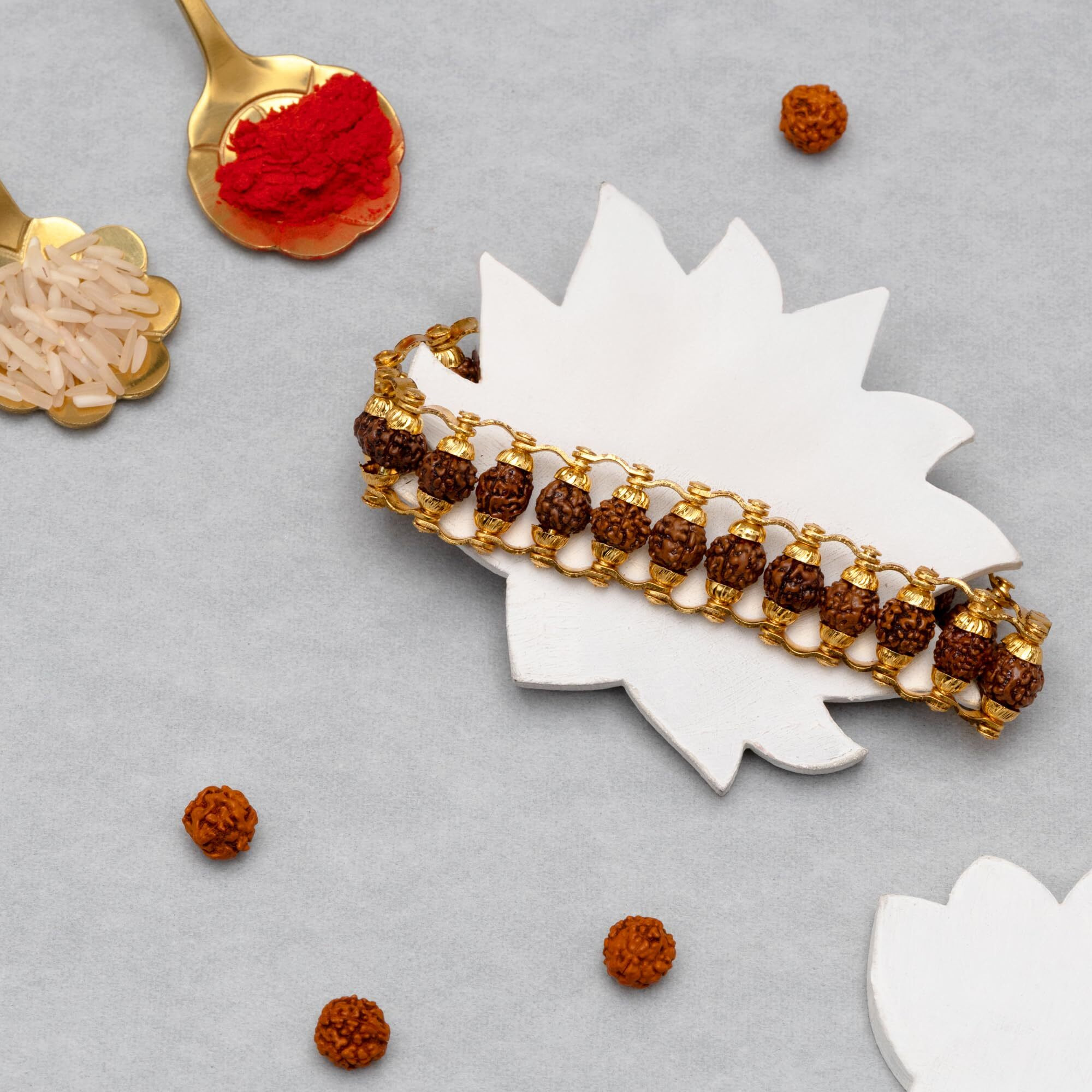 To The Nines Mens Rudraksha Bracelet Rakhi For Brother With Tilak Material & Greeting Card