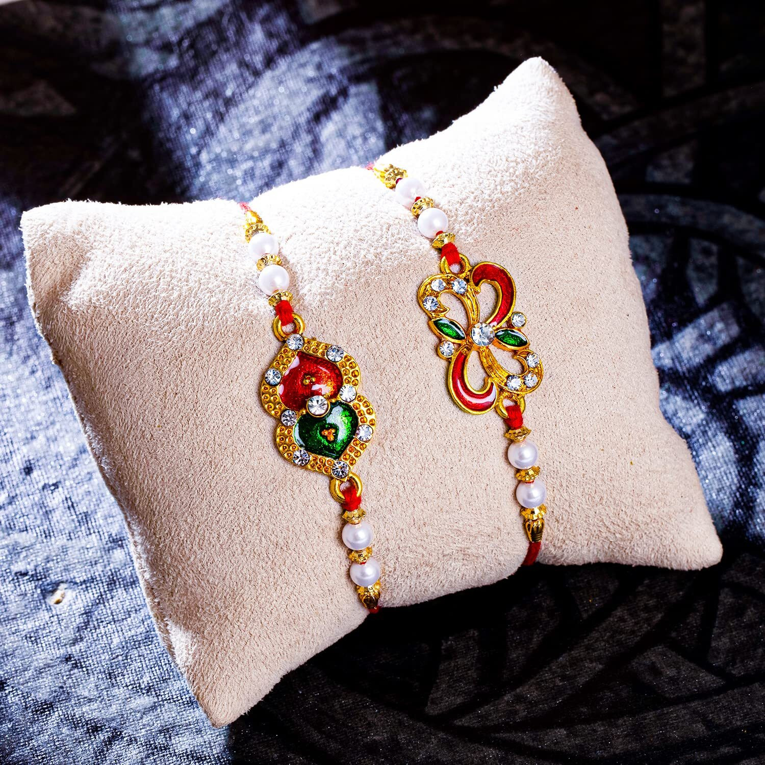 Sukkhi Rakhi Delightful Kundan Rakhi Combo & Designer Gold Plated Premium Rakhi For Brother, Roli Chawal & Greeting Card|Rakhi For Bhaiya|Rakhi For Men|Kundan Rakhi|Rakhi Combo-Set Of 2 |Cbrak104548