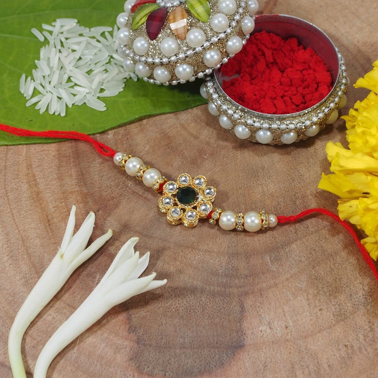 I Jewels Mens Kundan & Pearl Bhaiya Rakhi With Roli Chawal & Rakshabandhan Card For Bro/Brother/Bhai (R014G-R)
