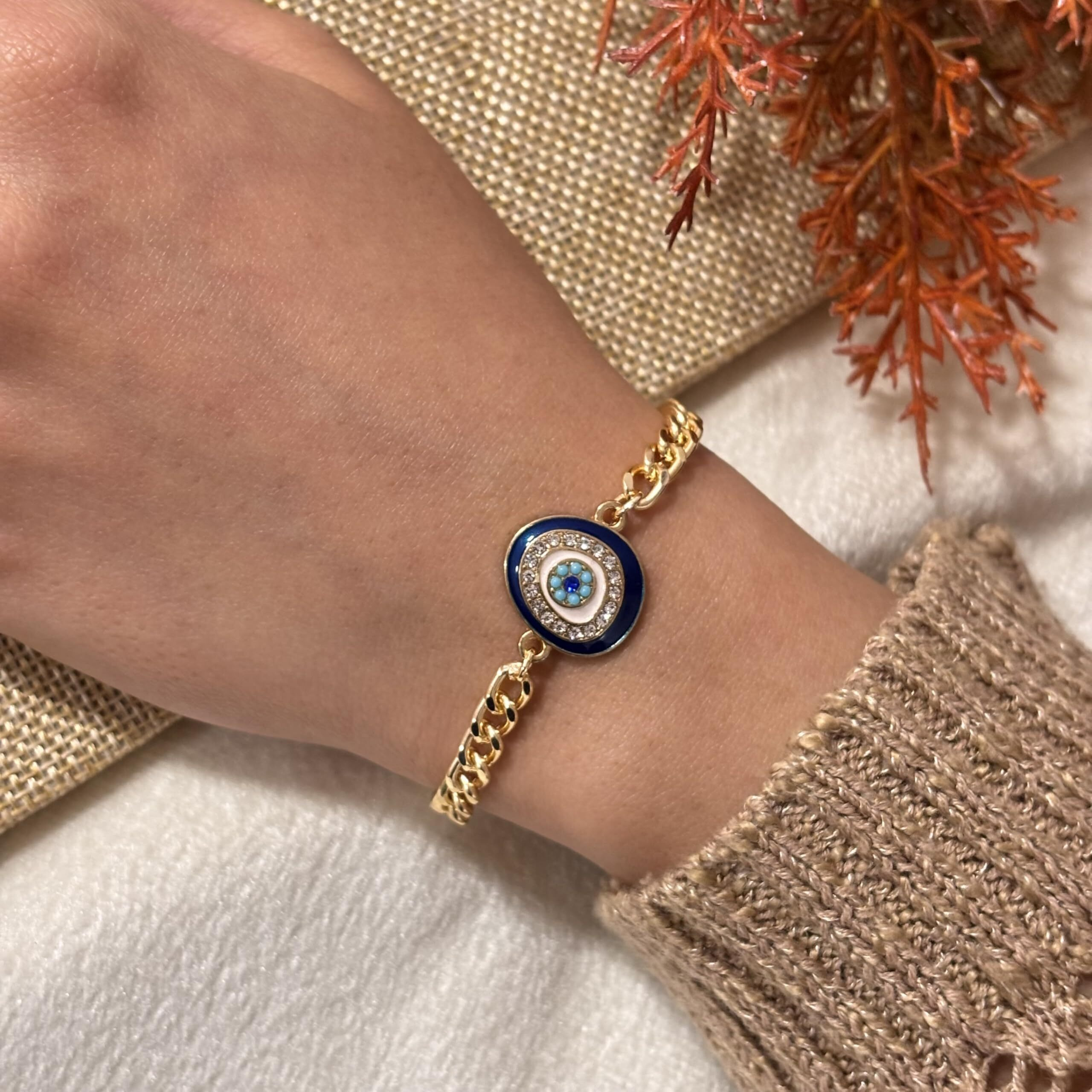 Pradhan Accessories Curvy Evil Eye Bracelet For Men & Women, Anti Tarnish, Diamond Studded, Gold Plated Jewellery, Minimal, Adjustable, Lightweight, Stylish Bracelet For Daily Use, Office Wear
