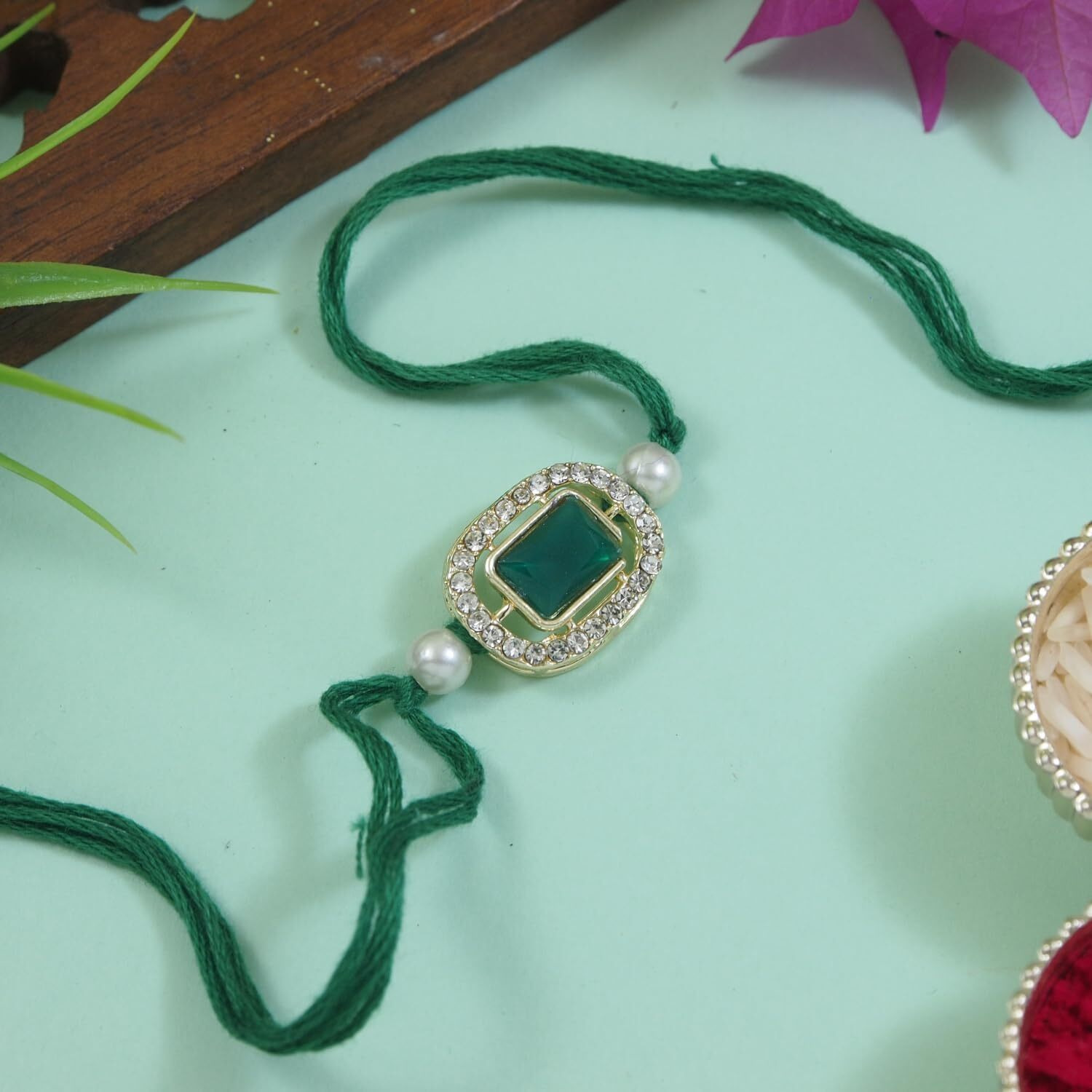 I Jewels Stone Pearl Combo Bhaiya Rakhi With Roli Chawal & Rakshabandhan Greeting Card For Brother/Bro/Bhai/Men (R155M-G-Gr-Pe-Min)(Set Of 5)