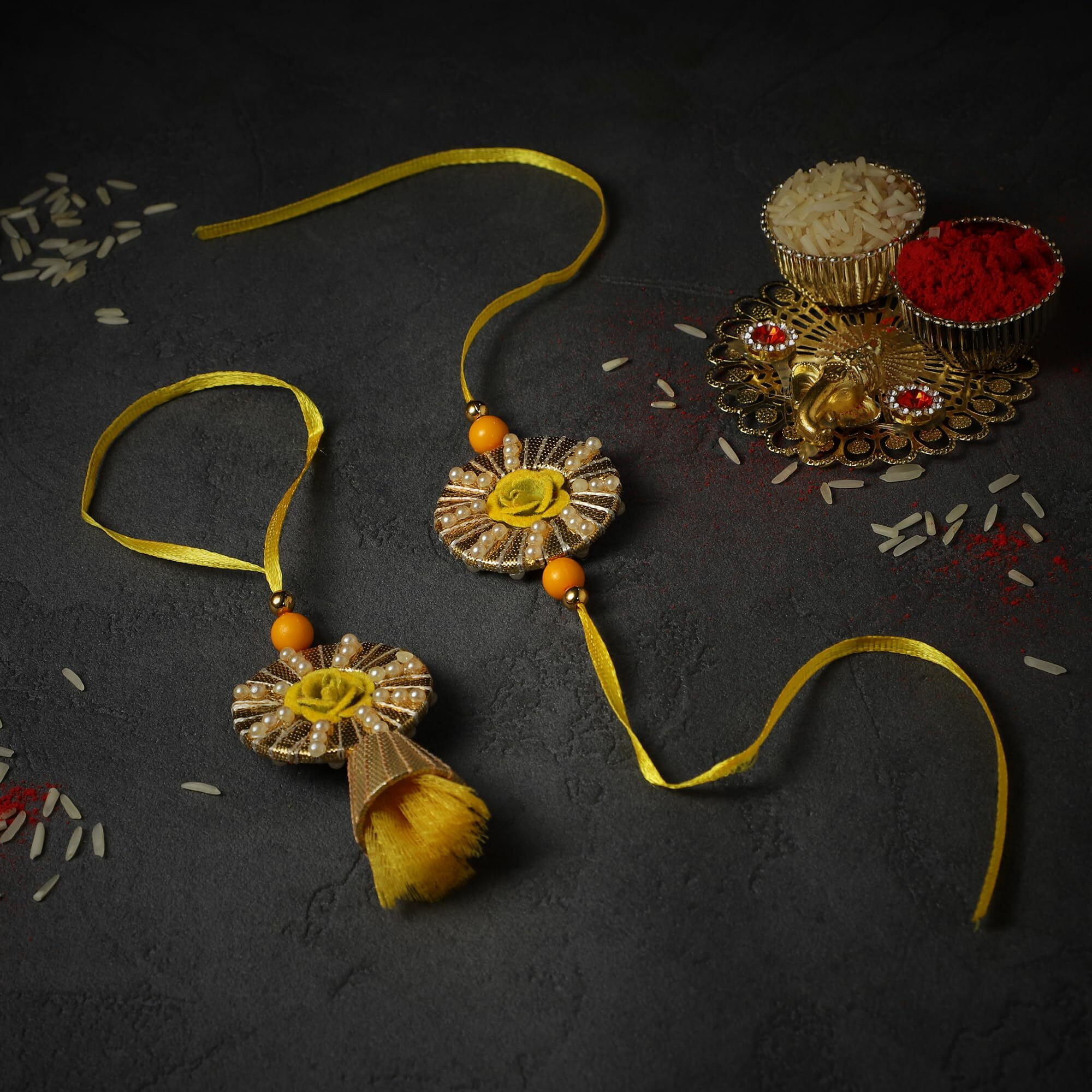 Vending India Gota Patti Bhaiya Bhabhi Pair Rakhi In A Gift Box With Roli - Combo With Roli, Chandan In A Rakshabandhan Card (Yellow)