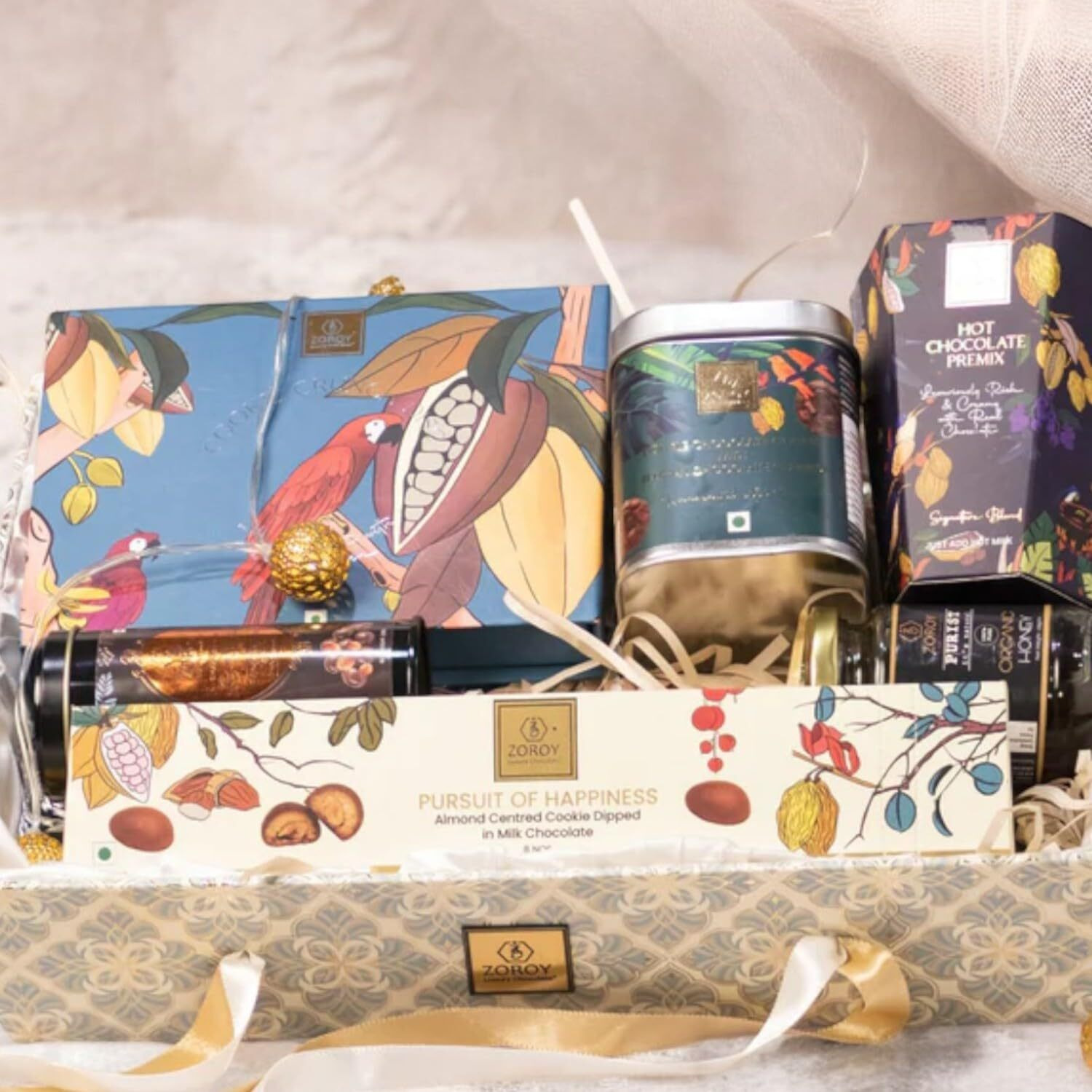 Zoroy Luxury Chocolate Moroccan Gift Combo Hamper | A Resuable Box With Assorted Gourment Goodies For Corporate Celebration Rakhi Diwali Christmas Anniversary Birthday Online Chocolate Gifts Sets