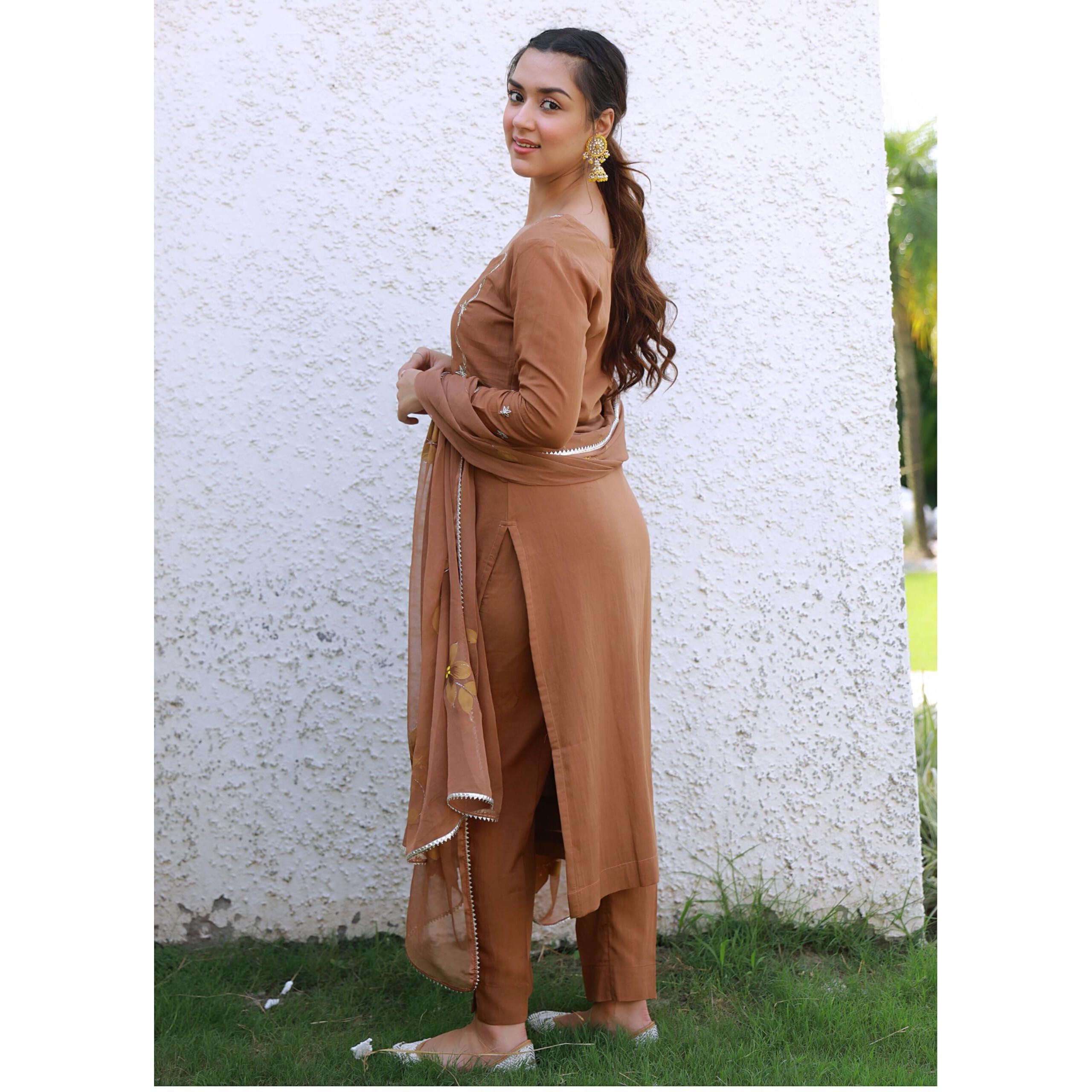 Gosriki Women's Rayon Viscose Embroidered Straight Kurta With Pant & Dupatta (Kintu Coffee-Gs_Xl_Brown_X-Large)