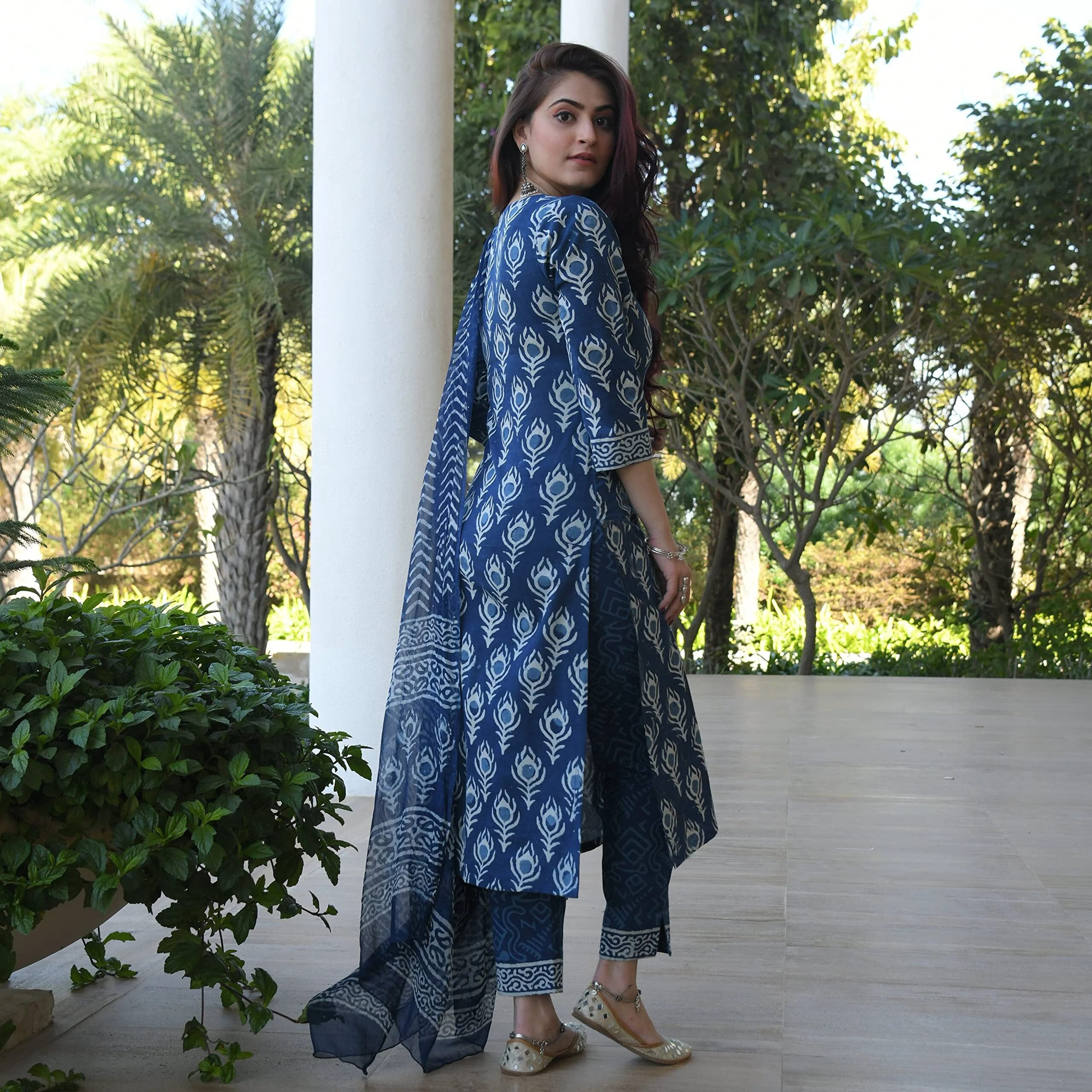 Gosriki Women's Rayon Straight Printed Kurta With Pant & Dupatta (Bulgeriya Blue_Xl-Go_Blue_X-Large)