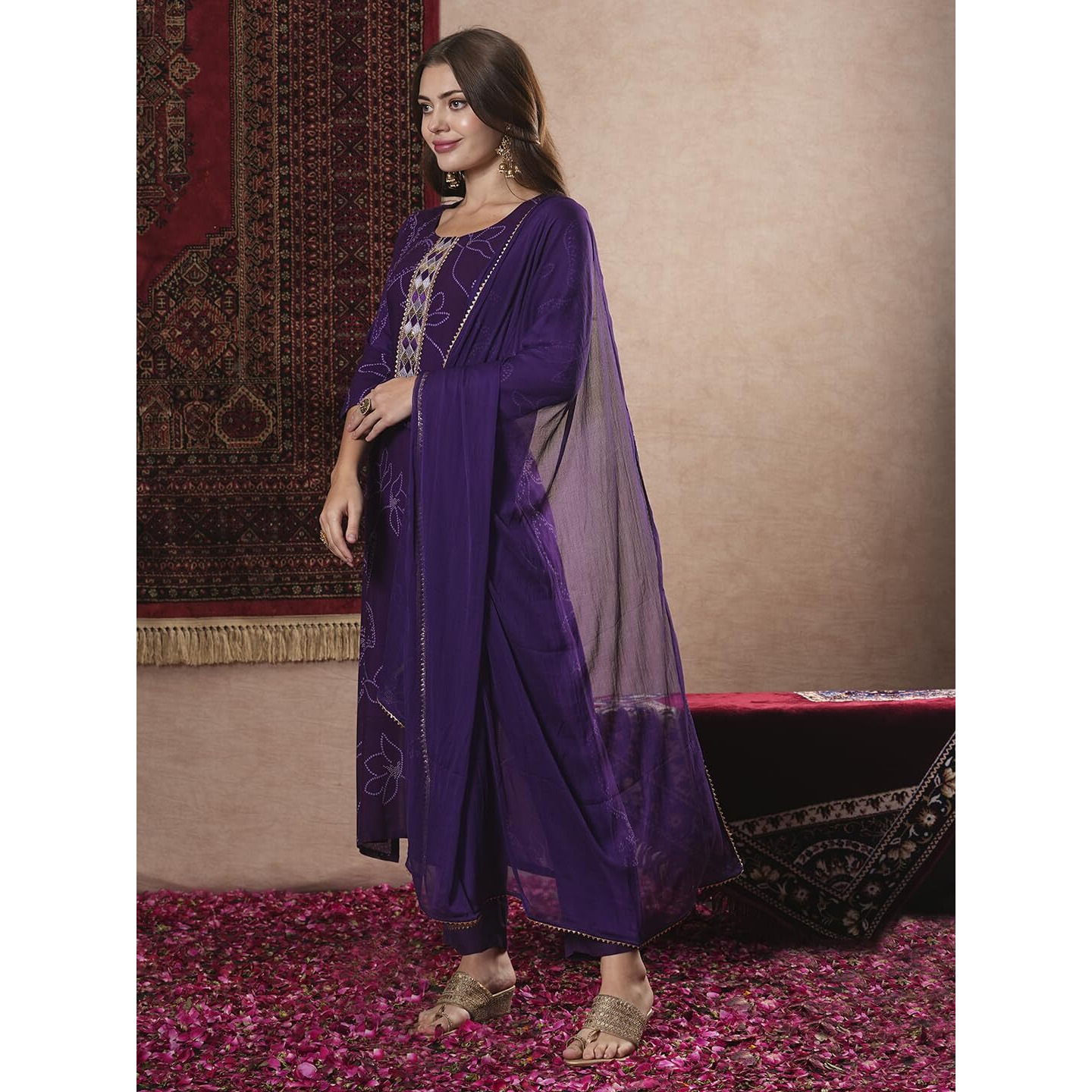 Gosriki Women's Cotton Blend Straight Printed Kurta With Pant & Dupatta (Manini Begani-Vks01-Gs_M_Begani_Medium)