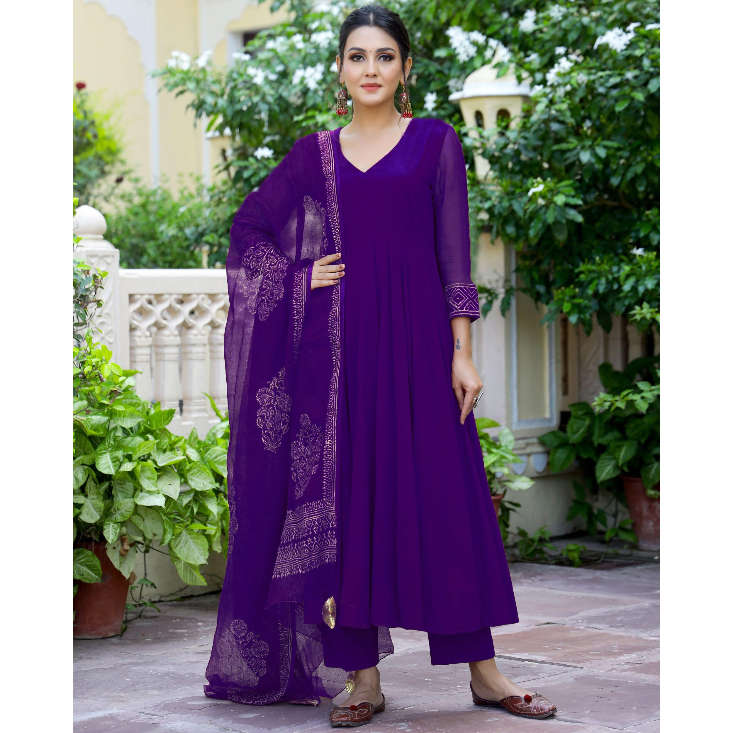Gosriki Women's Cotton Blend Solid Anarkali Kurta With Pant & Dupatta (Magic-Violet-Gs_Xl_Violet_X-Large)