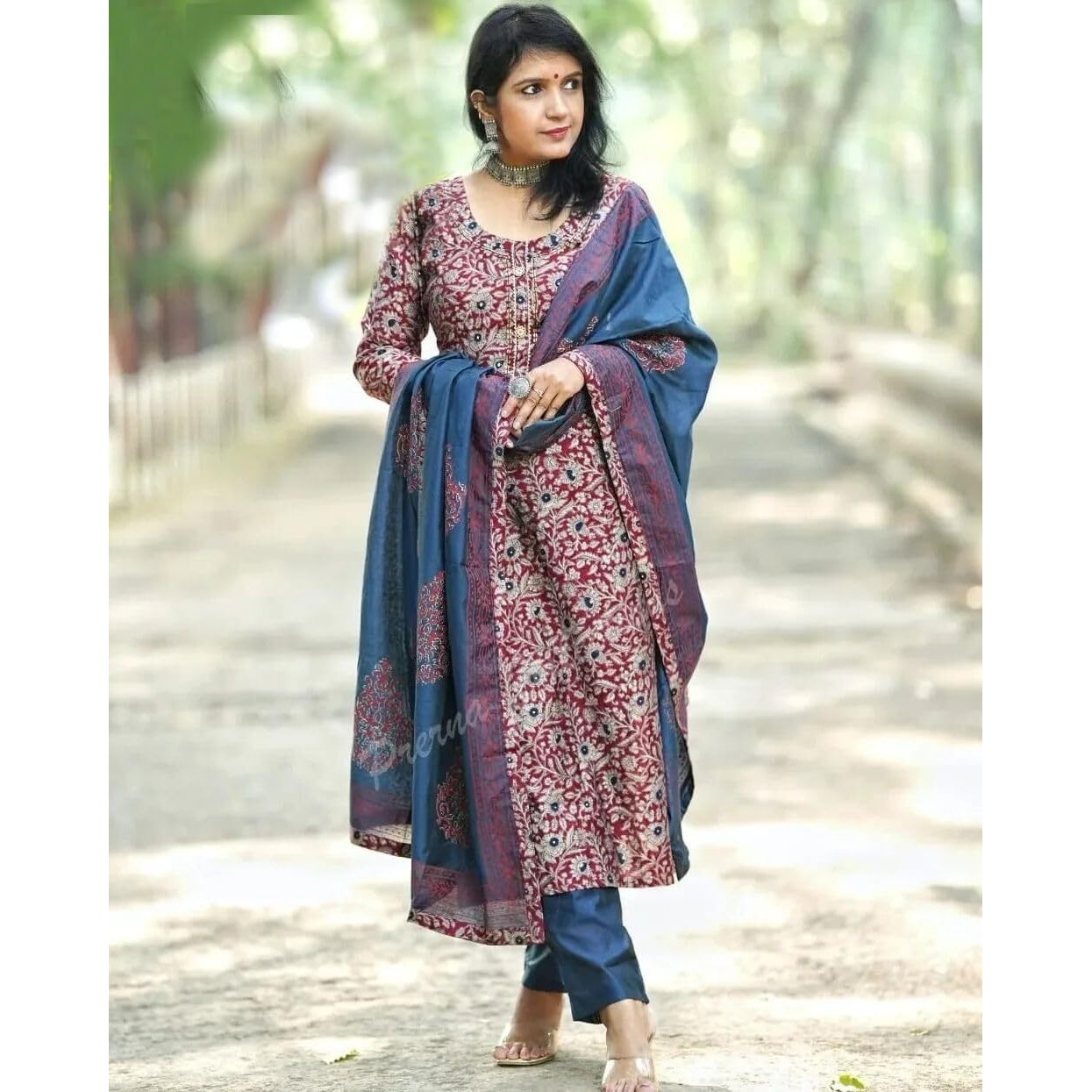 Gosriki Women's Rayon Blend Straight Printed Kurta With Pant & Dupatta (Parimat Red-Gs_S_Red_Small)