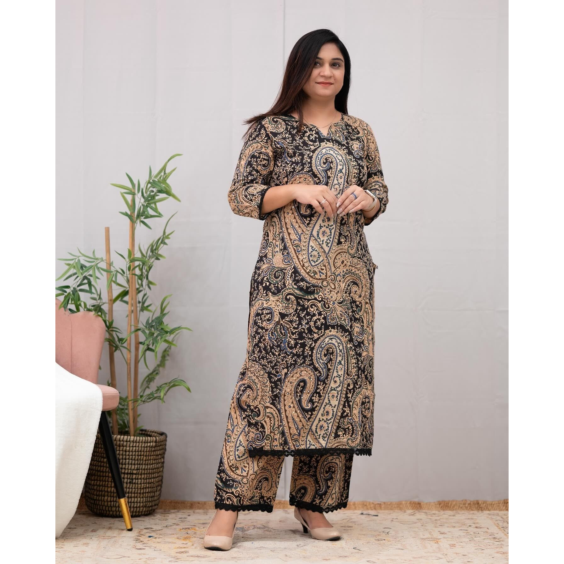 Gosriki Women's Rayon Viscose Straight Printed Kurta With Palazzo (Elevate Black-Gs_S_Black_Small)