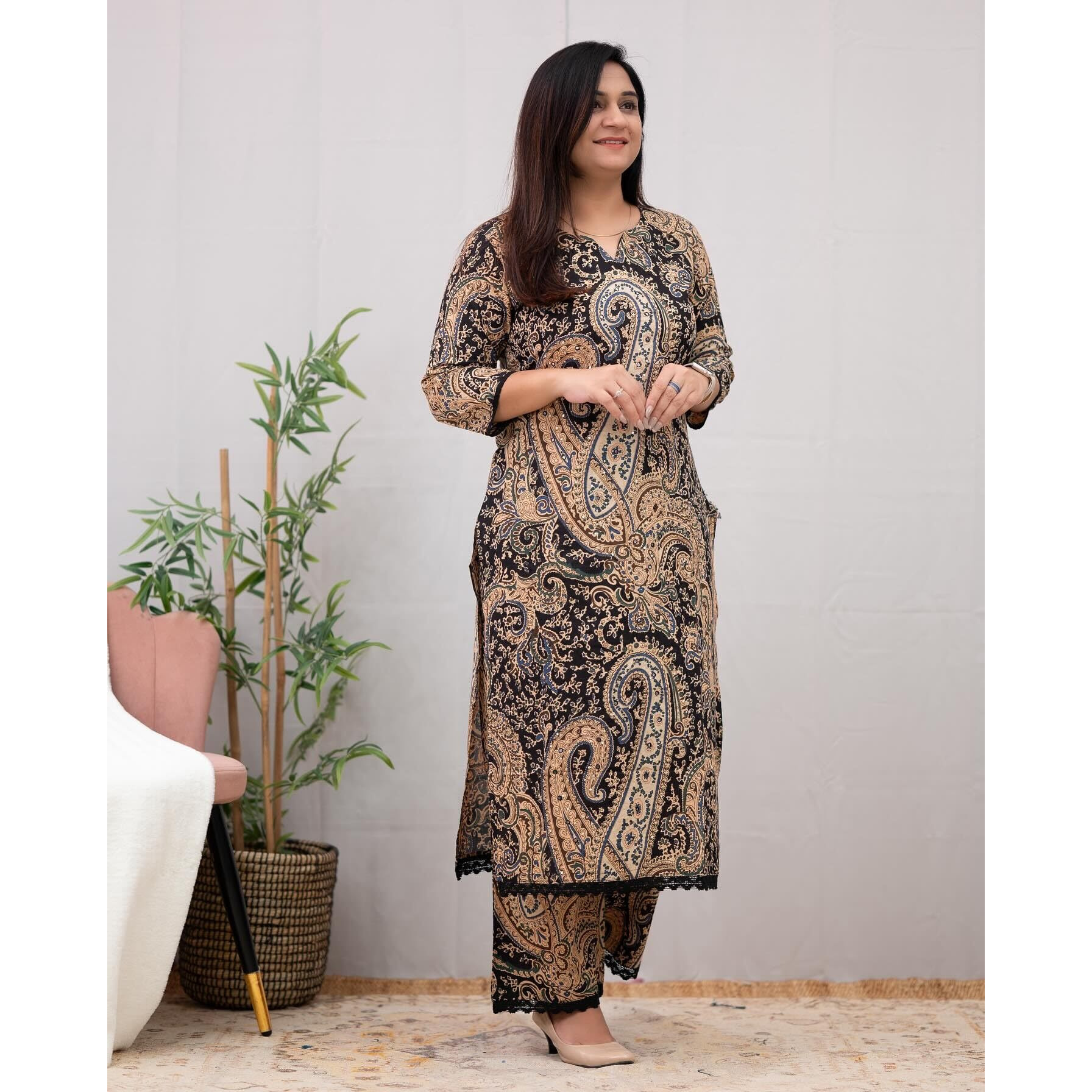 Gosriki Women's Rayon Viscose Straight Printed Kurta With Palazzo (Elevate Black-Gs_S_Black_Small)