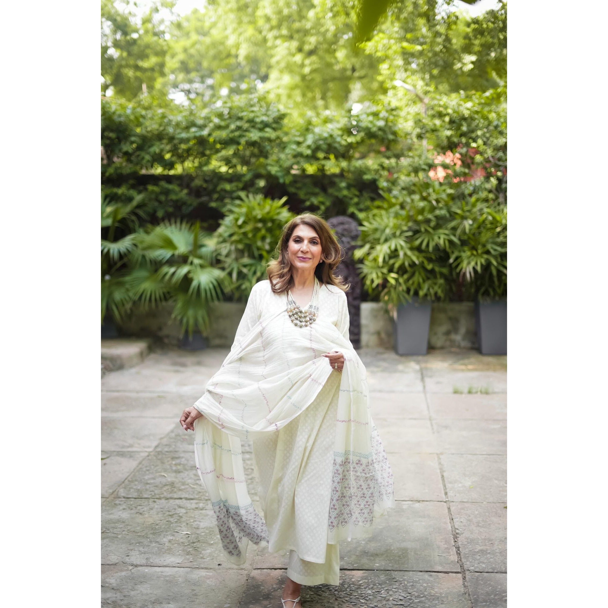 Gosriki Women's Rayon Blend Printed Straight Kurta With Pant & Dupatta (Mirai White-Vks01-Gs_Xl_White_X-Large)