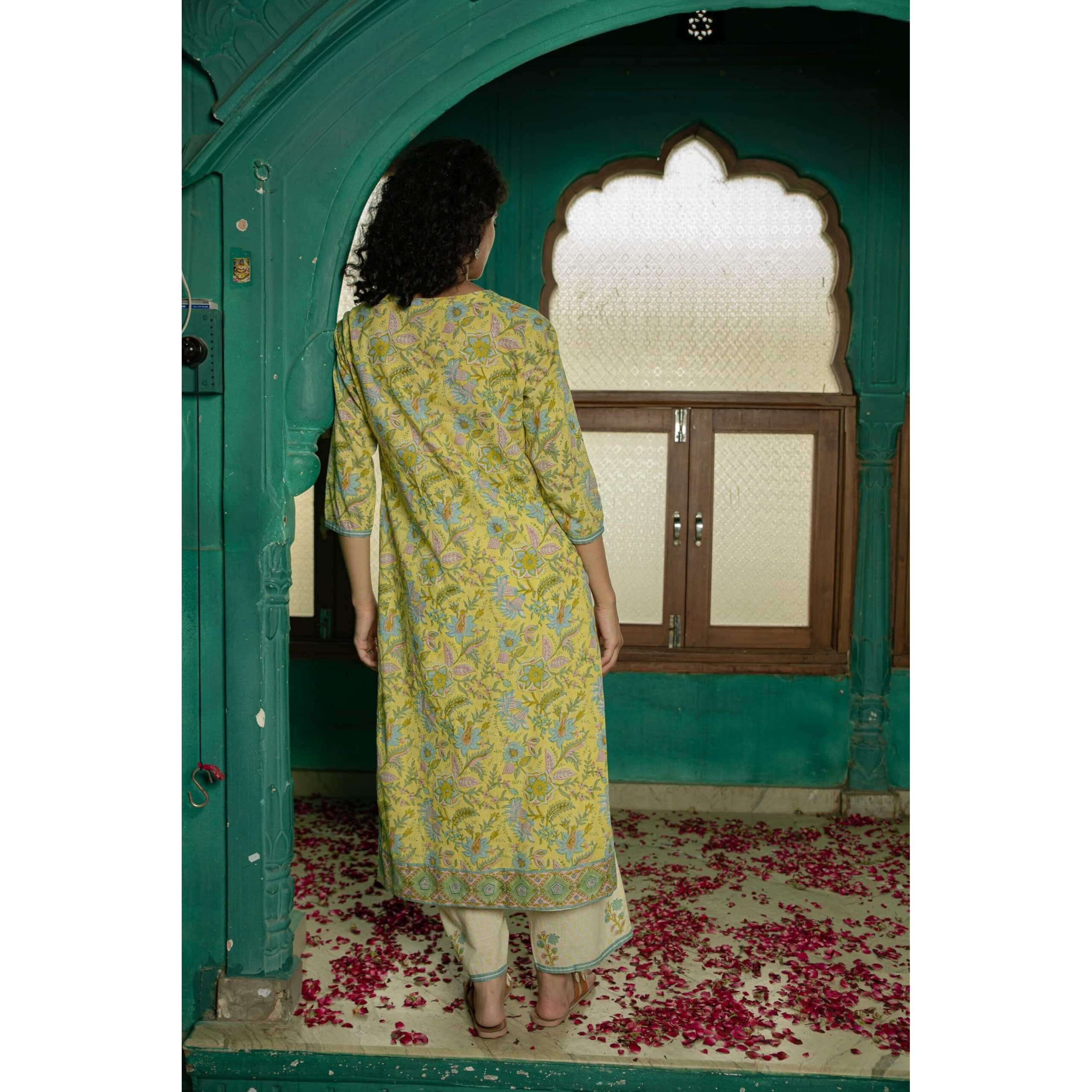 Gosriki Women's Rayon Blend Straight Printed Kurta With Pant & Dupatta (Ribas Green-Gs_Xxl_Green_Xx-Large)