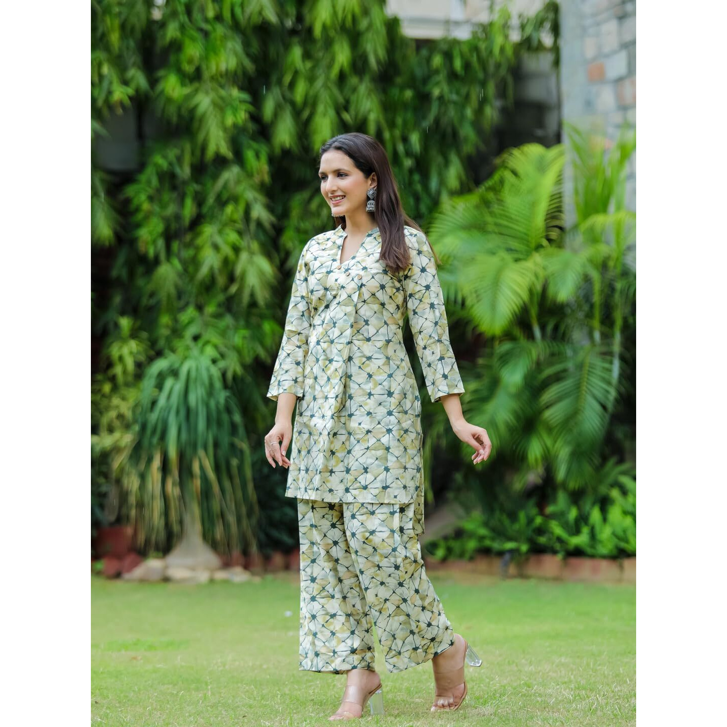 Gosriki Women's Rayon Blend Printed Ethnic Co-Ord Set (Ays Beige-Vks02-Gs_M_Beige_Medium)