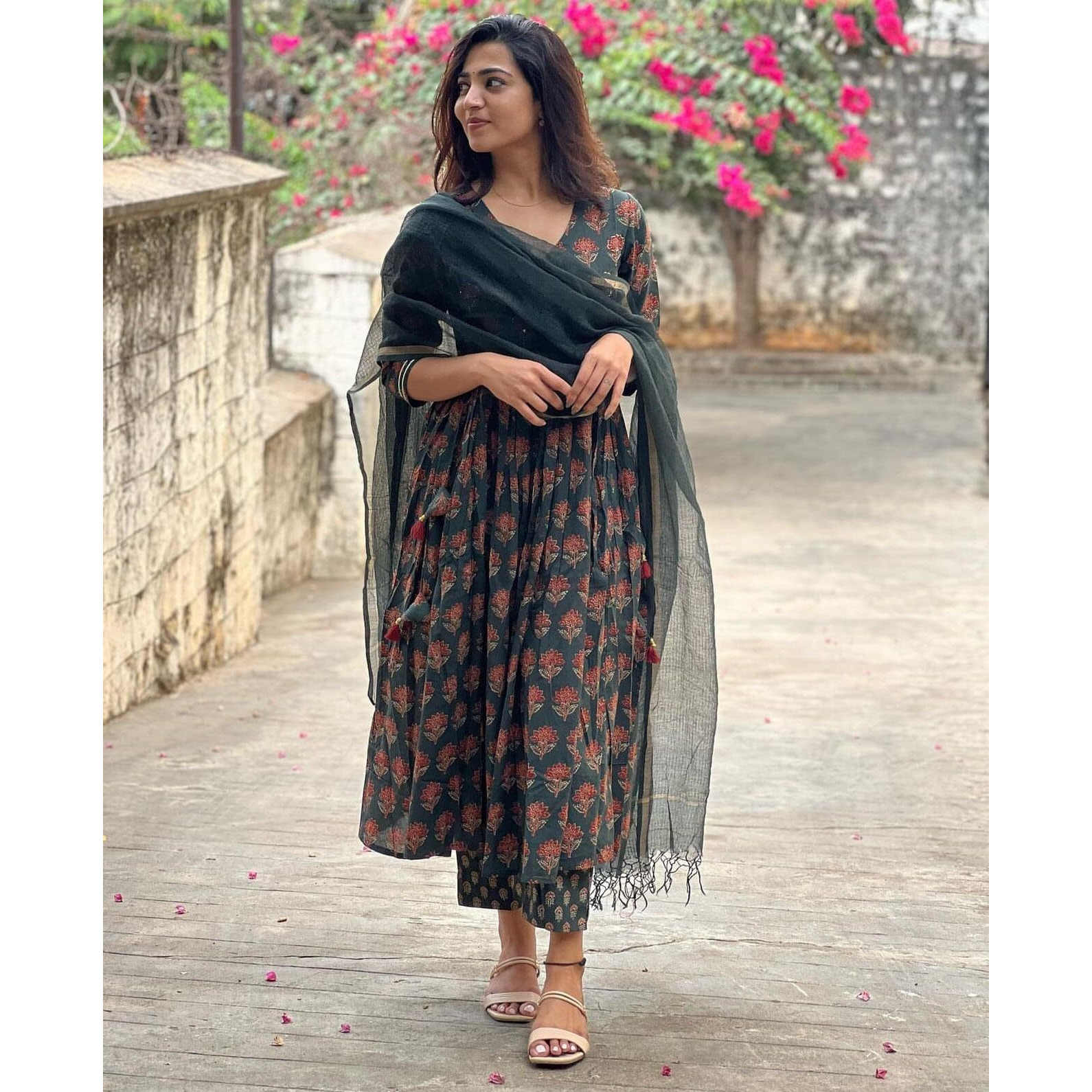 Gosriki Women's Rayon Blend Anarkali Printed Kurta With Pant & Dupatta (Sanjini Green-Gs_Xl_Green_X-Large)