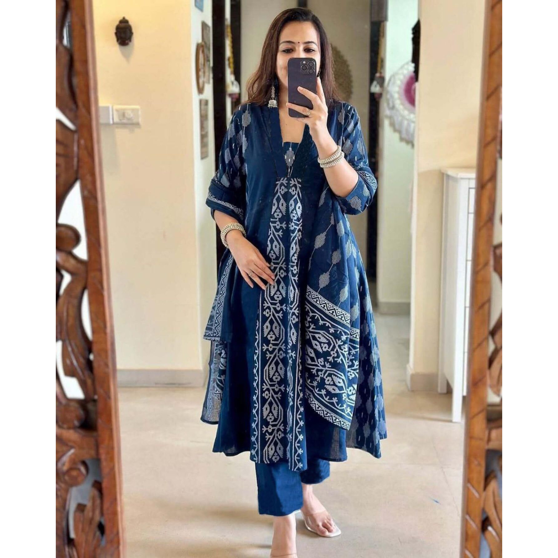 Gosriki Women's Rayon Viscose Printed Anarkali Kurta With Pant & Dupatta (Jarry Blue-Vks01-Gs_Xl_Blue_X-Large)