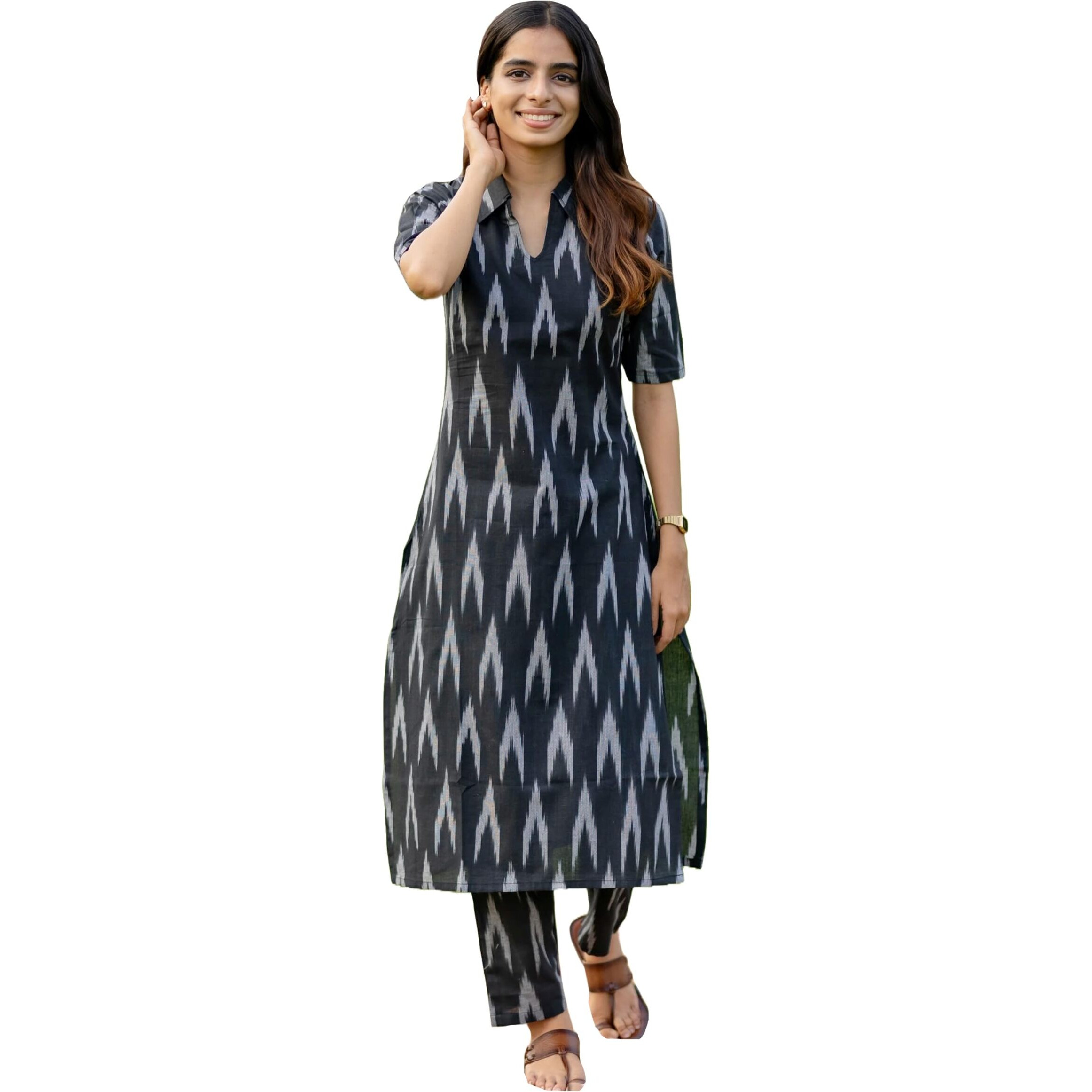 Gosriki Women's Rayon Viscose Straight Ikkat Printed Kurta With Pant (Demeter Black-Gs_L_Black_Large)