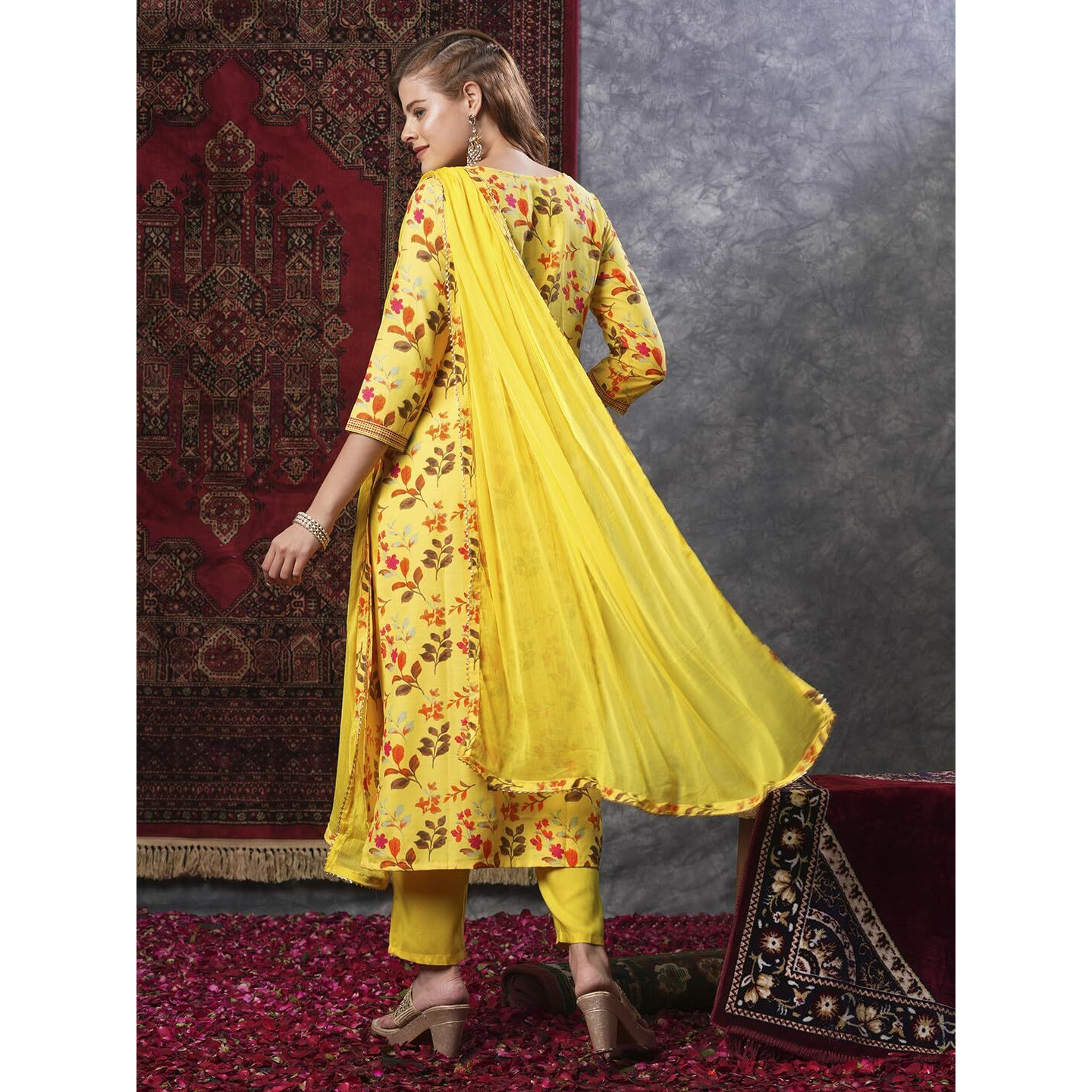 Gosriki Women's Cotton Blend Printed Straight Kurta And Pant With Dupatta (Kaleping-Yellow-Gs_Xxl_Yellow_Xx-Large)