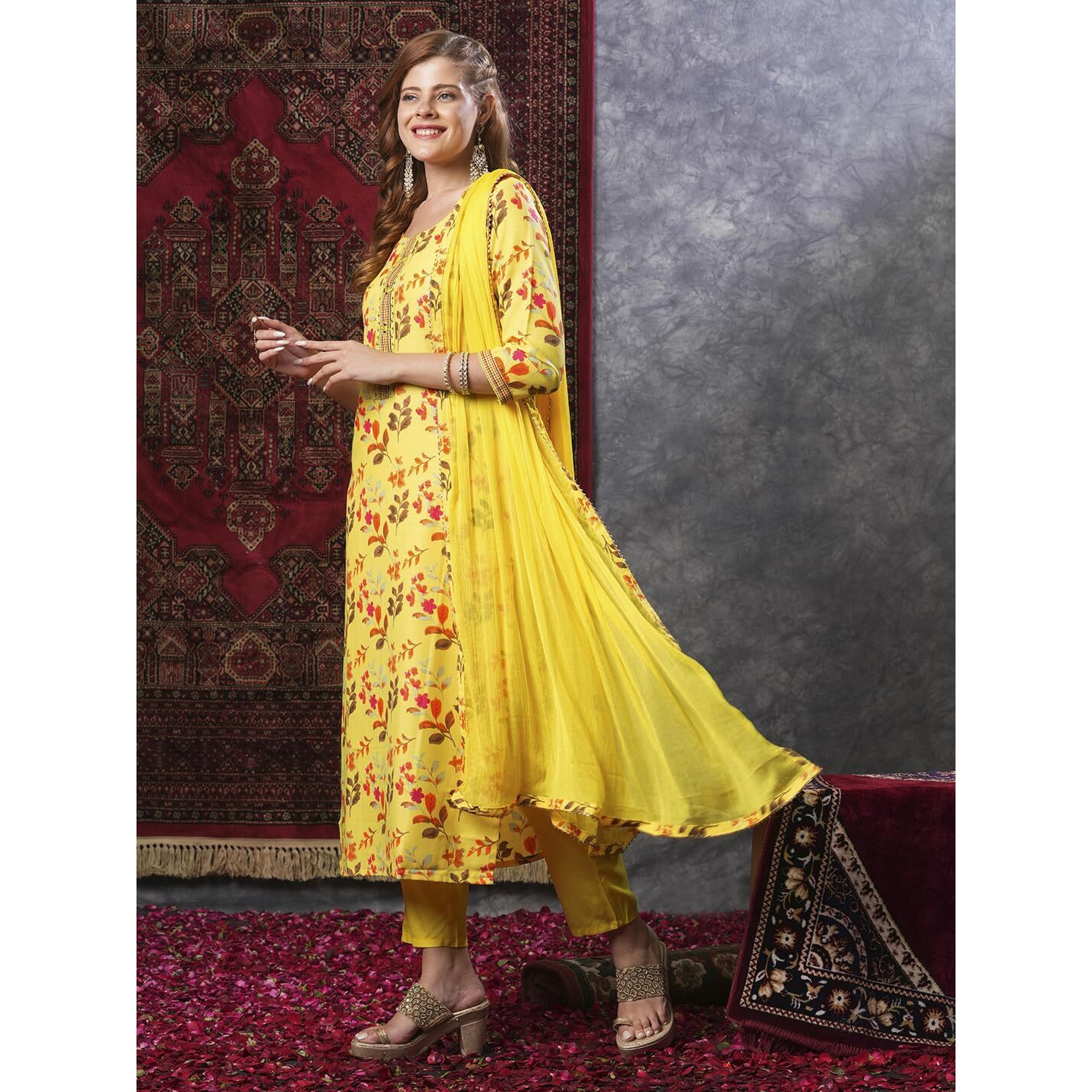 Gosriki Women's Cotton Blend Printed Straight Kurta And Pant With Dupatta (Kaleping-Yellow-Gs_Xxl_Yellow_Xx-Large)