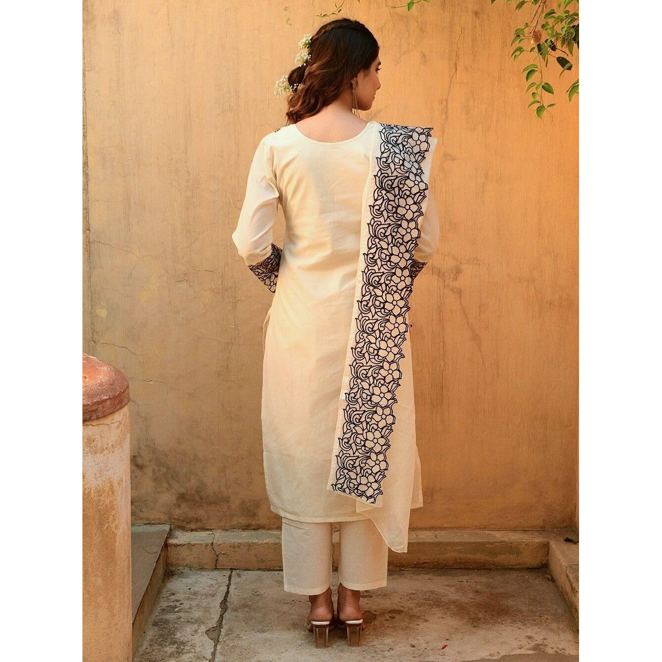 Gosriki Women's Cotton Blend Straight Embroidery Kurta With Pant & Dupatta (Trp Off-White-Gs_Xxl_White_Xx-Large)