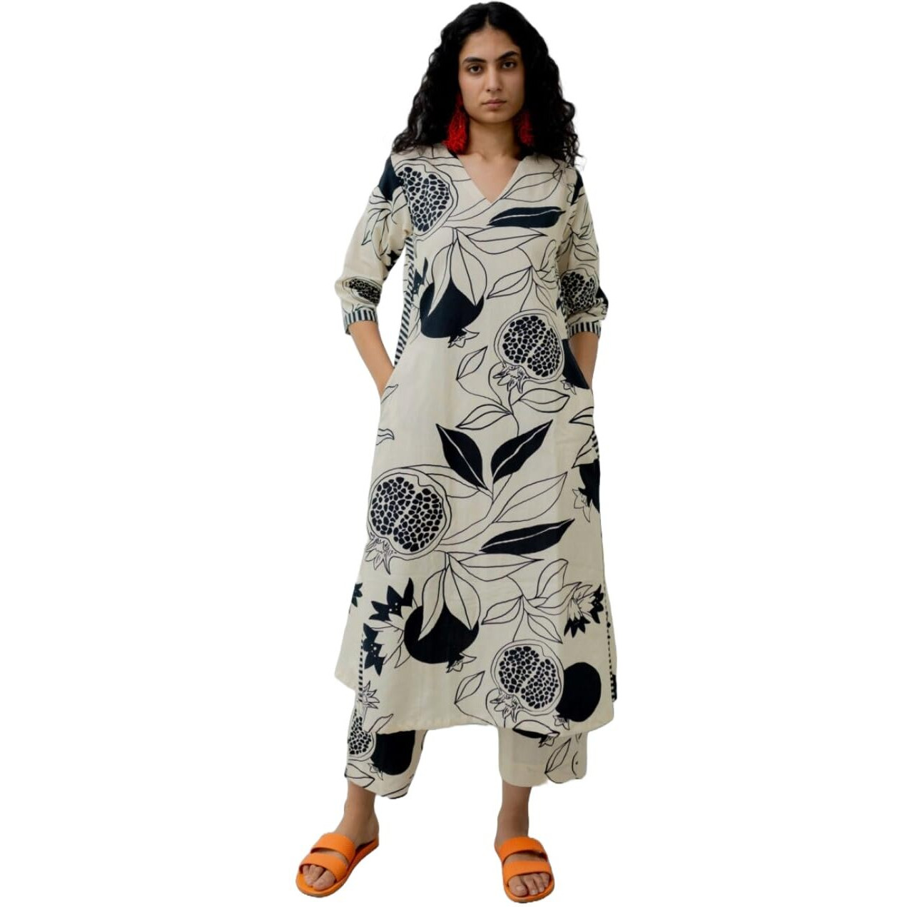 Gosriki Women's Rayon Blend Straight Printed Kurta With Palazzo (Anaar-Beige-Nv-Gs_Xxl_White_Xx-Large)