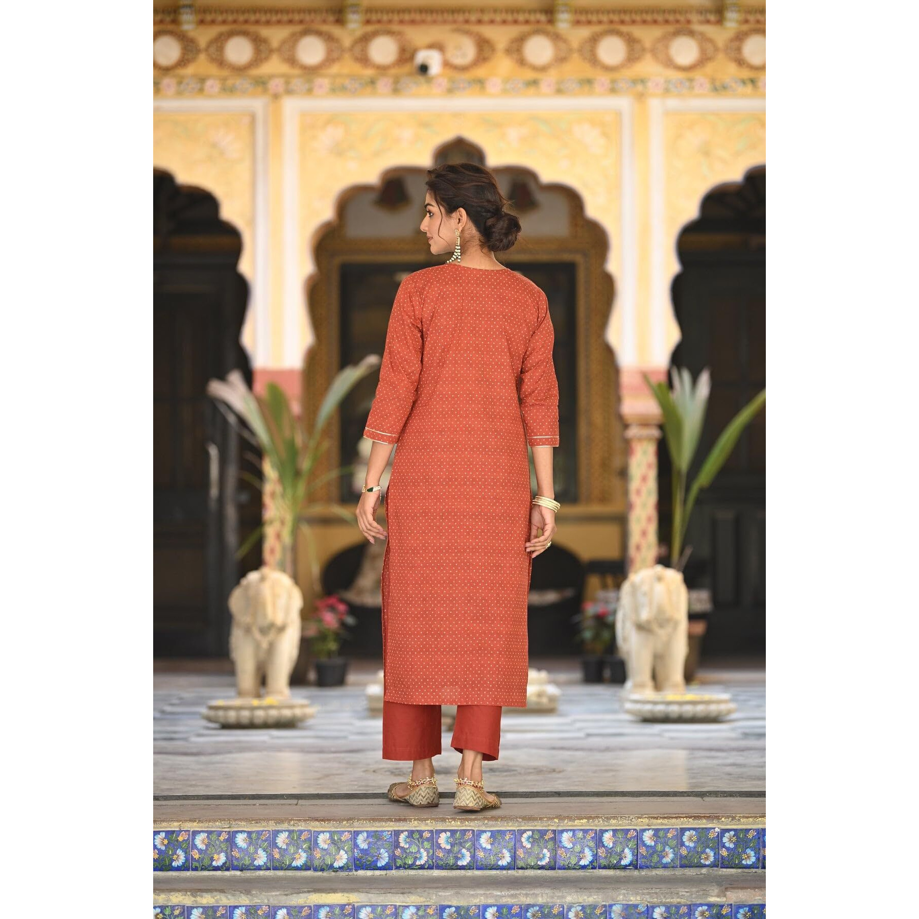 Gosriki Women's Cotton Blend Printed Straight Kurta Pant With Printed Dupatta (Pradrarekha Red-Gs_Xl_Red_X-Large)