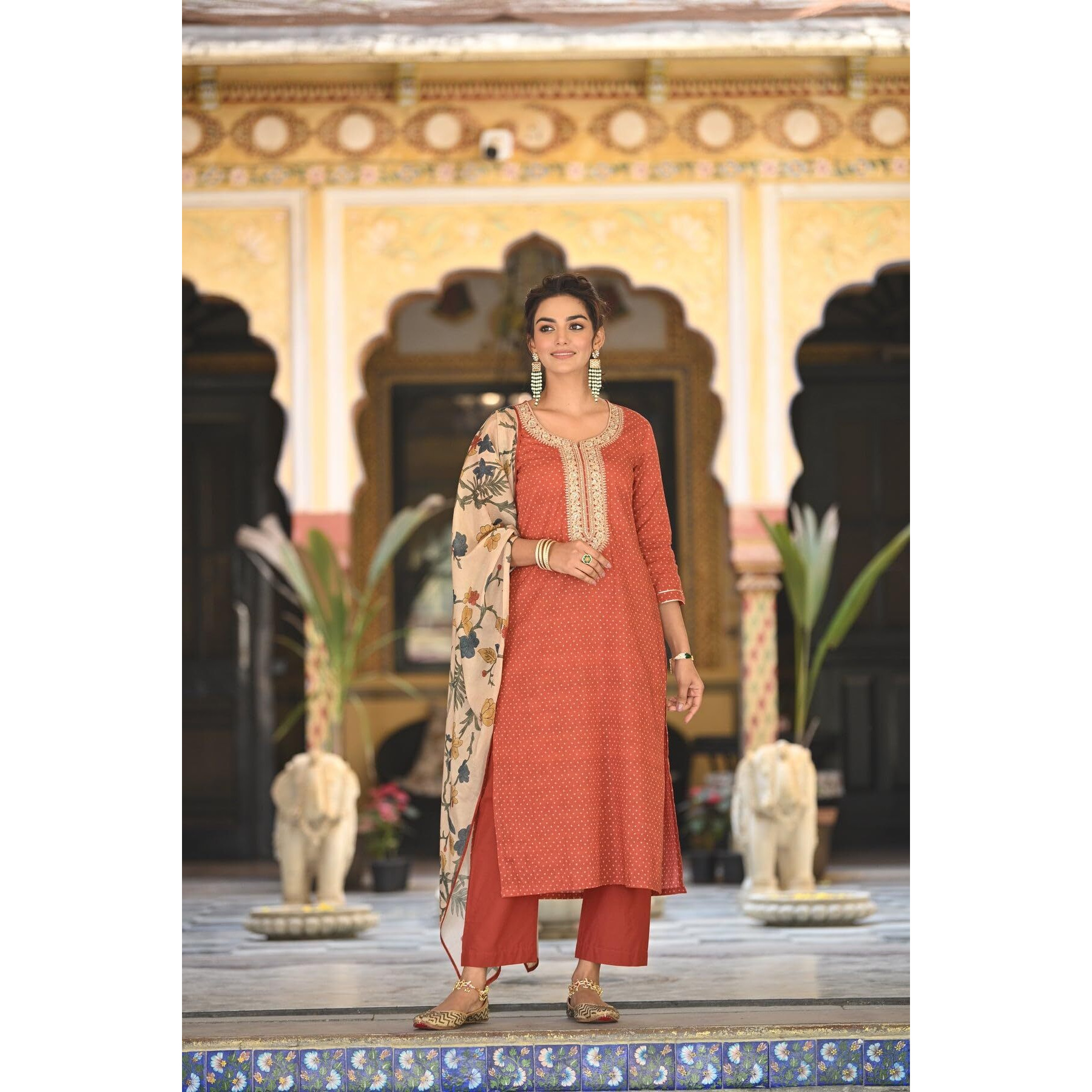 Gosriki Women's Cotton Blend Printed Straight Kurta Pant With Printed Dupatta (Pradrarekha Red-Gs_Xl_Red_X-Large)