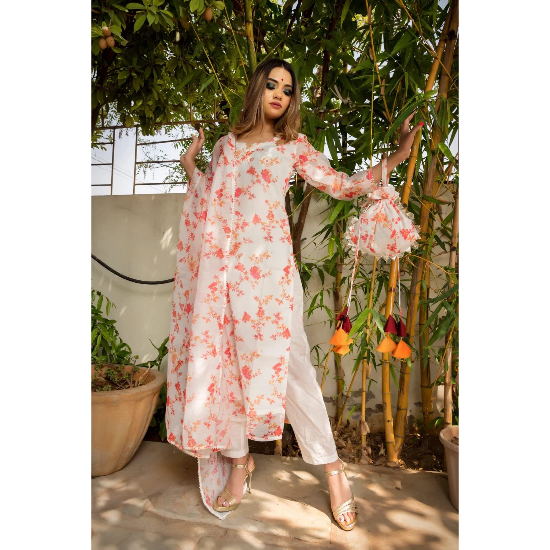 Gosriki Women's Chanderi Floral Printed Straight Kurta With Pants & Dupatta (Jakhani-Multi_M-Gs_White_Medium)