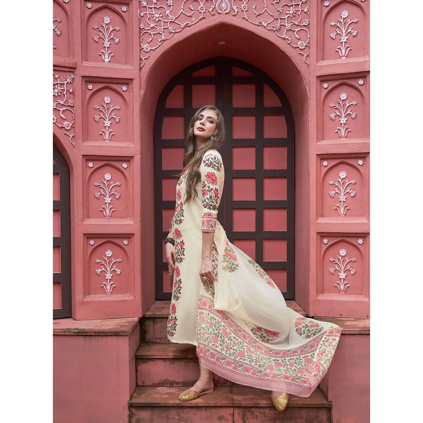 Gosriki Women's Rayon Blend Straight Printed Kurta With Pant & Dupatta (Actual-Cream-Nre-Gs_S_Cream_Small)