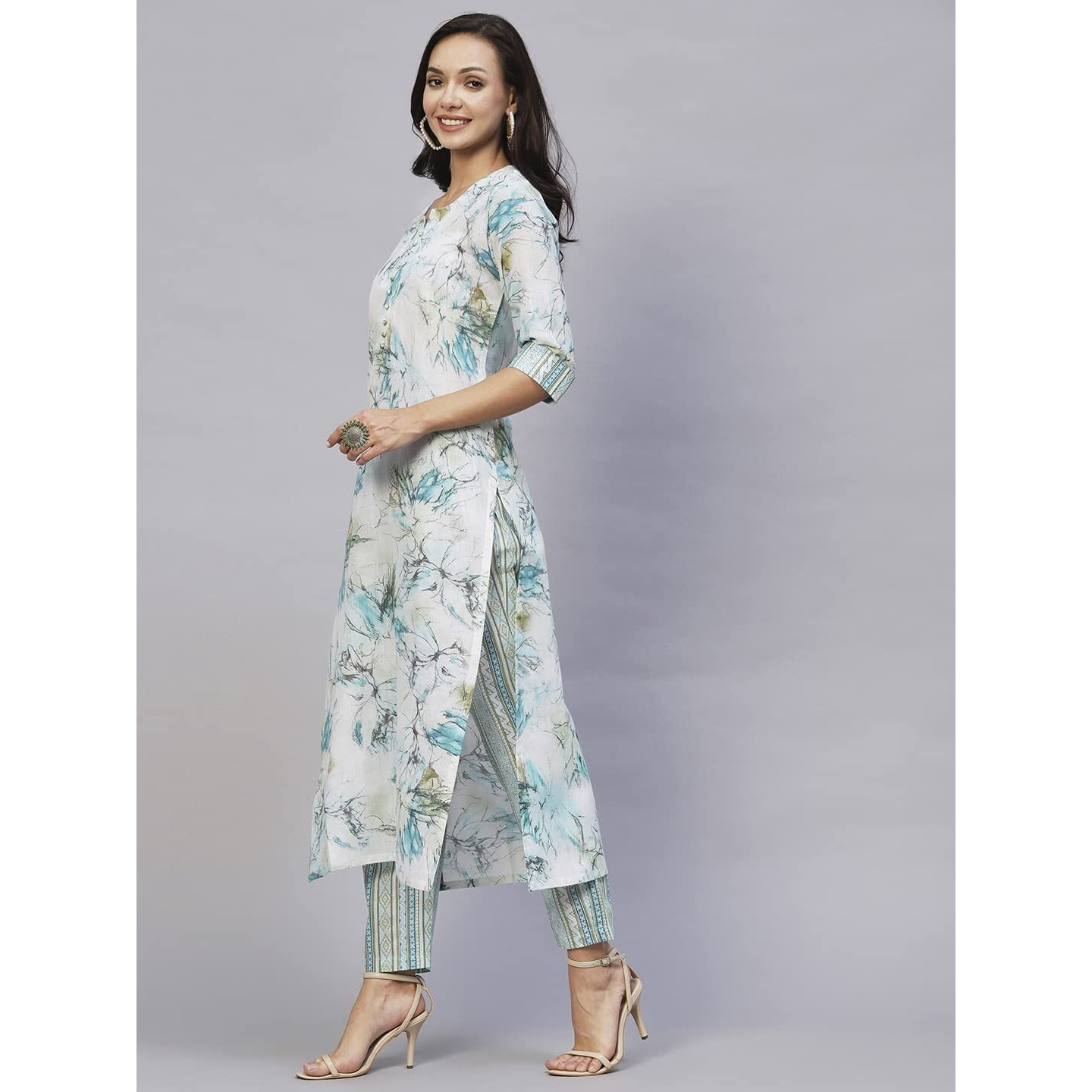 Gosriki Women's Cotton Blend Printed Straight Kurta With Pant (Ps-Rama-Green-Gs_S_Green_Small)