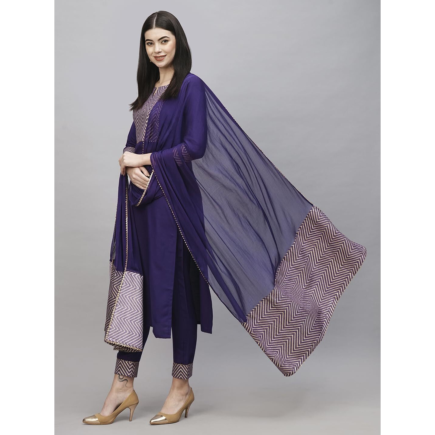 Gosriki Women's Cotton Blend Straight Printed Kurta With Pant & Dupatta (Kiku Begani-Gs_S_Purple_Small)