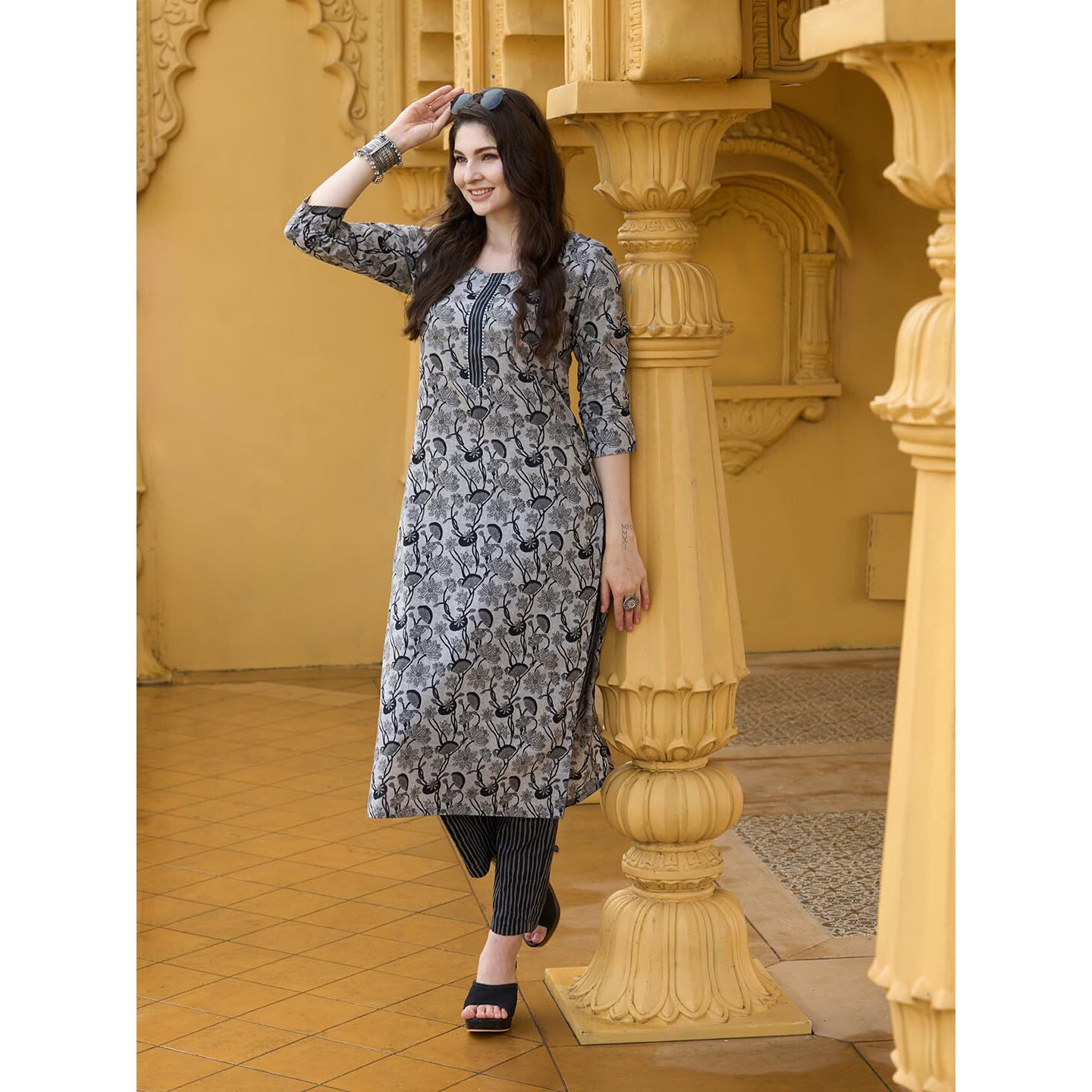 Gosriki Women's Cotton Blend Straight Printed Kurta With Pant (Civil-Grey-Gs_M_Grey_Medium)