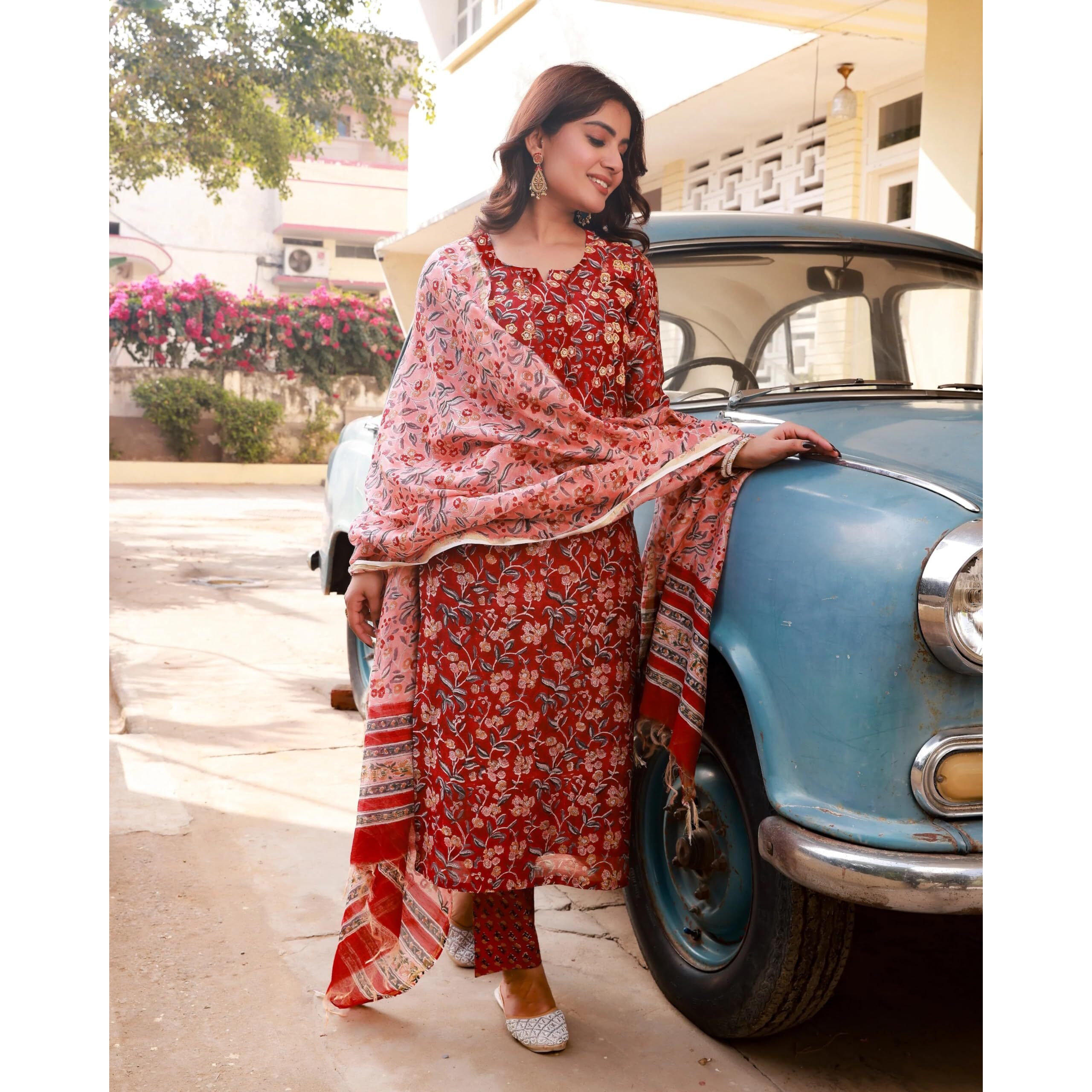 Gosriki Women's Cotton Blend Straight Printed Kurta With Pant & Dupatta (Ja Gadi Red-Nw-Gs_Xl_Blue_X-Large)